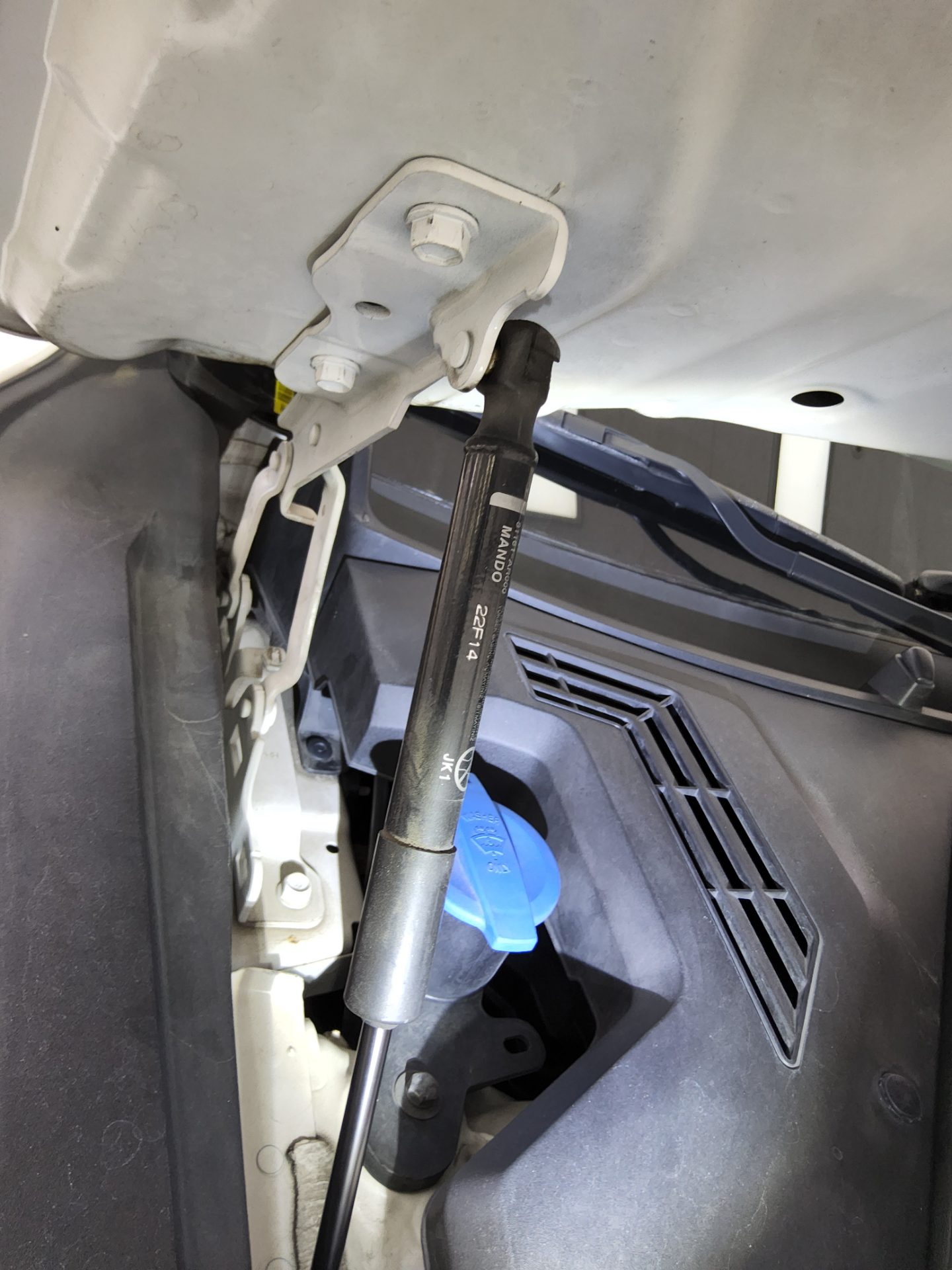 جينيسيس جينيسيس GV70 2023 2.5T دفع رباعي BASE