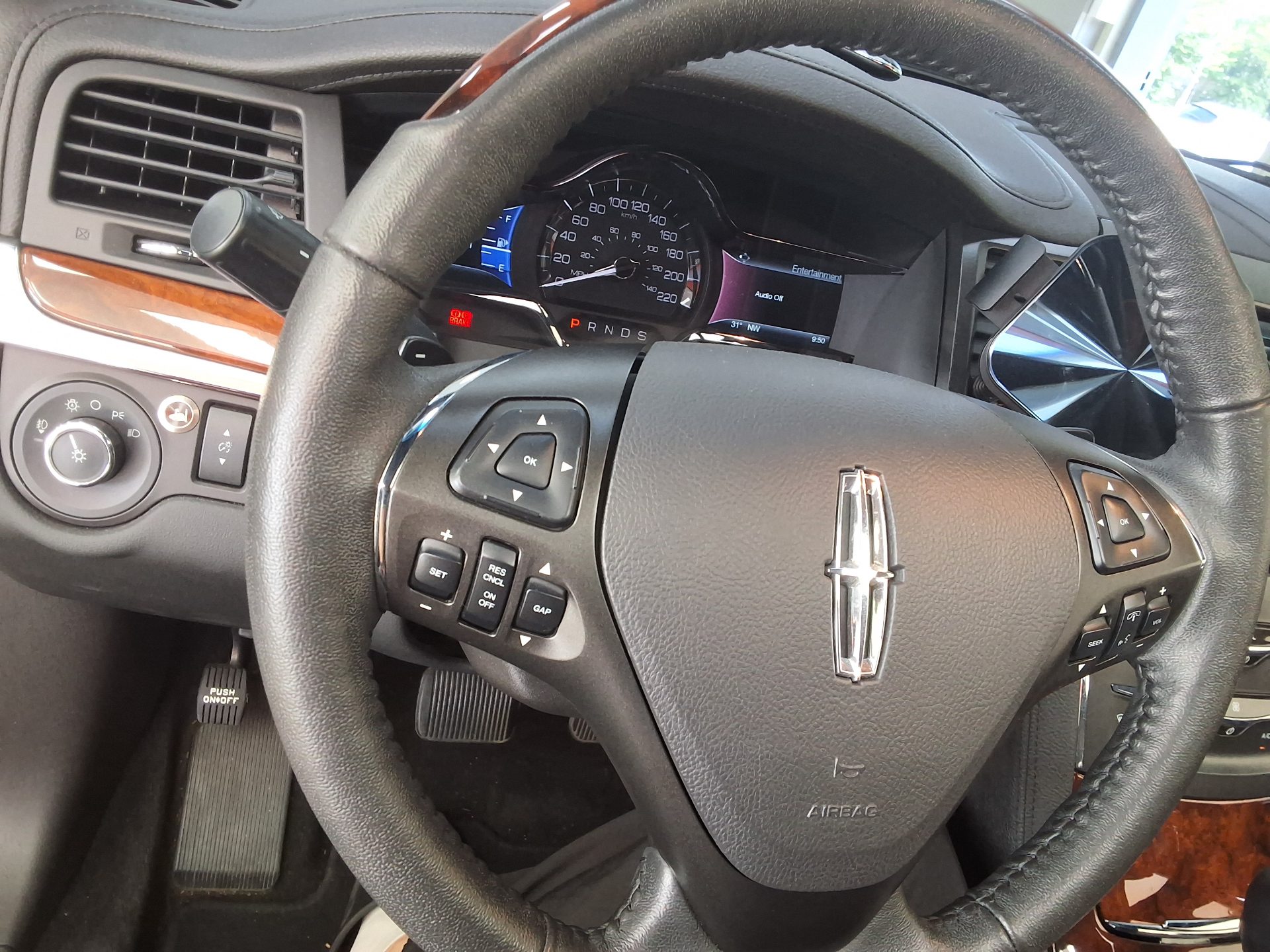 2016 - lincoln mks