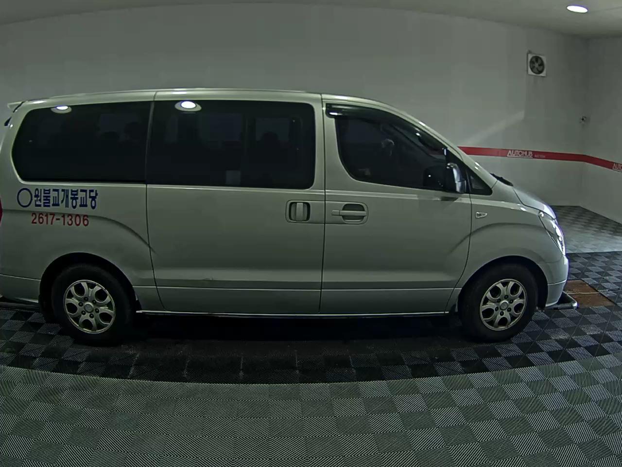 هيونداي جراند ستاركس 11 Seater ديزل Cvx Premier 2009 PREMIER