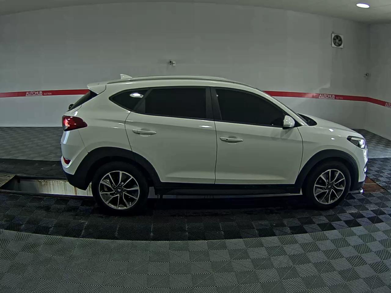 2018 - hyundai tucson