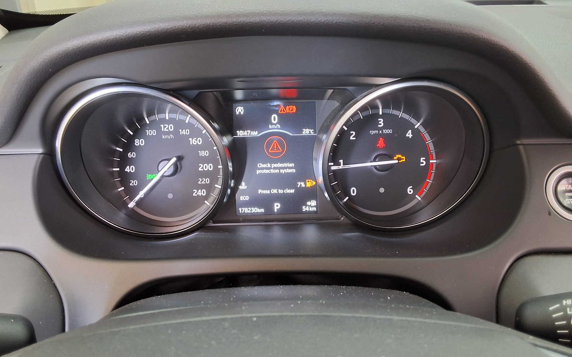 2018 - land rover discovery