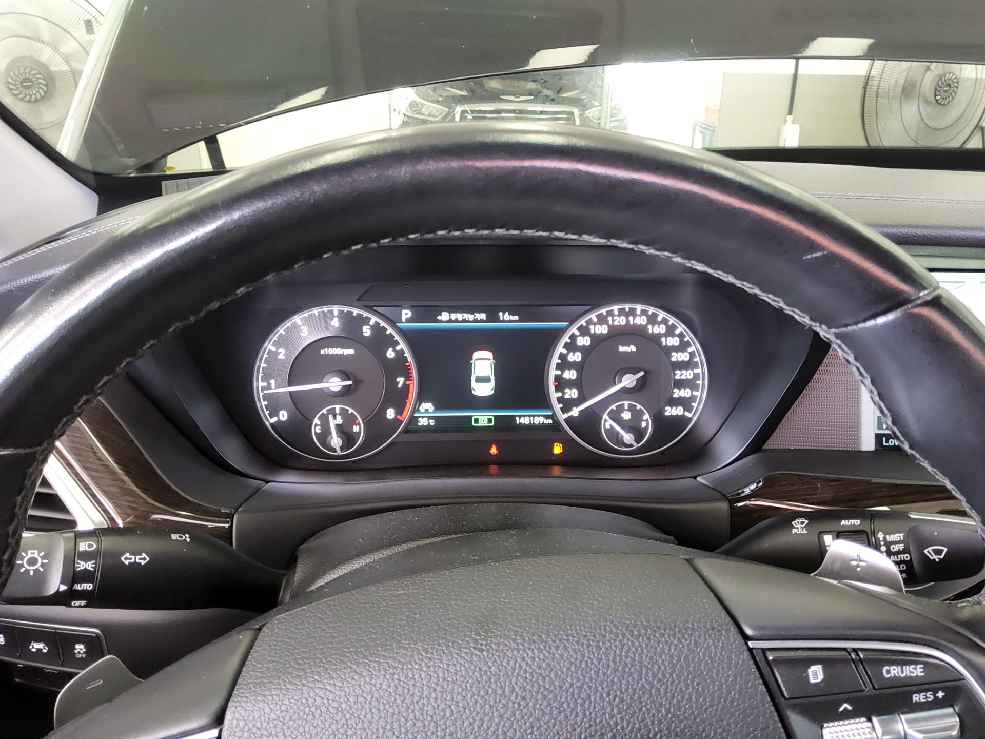 جينيسيس Eq900 3.3 تيربو دفع كلي بريميوم لكجري 2016 TURBO دفع رباعي بريميوم فاخر
