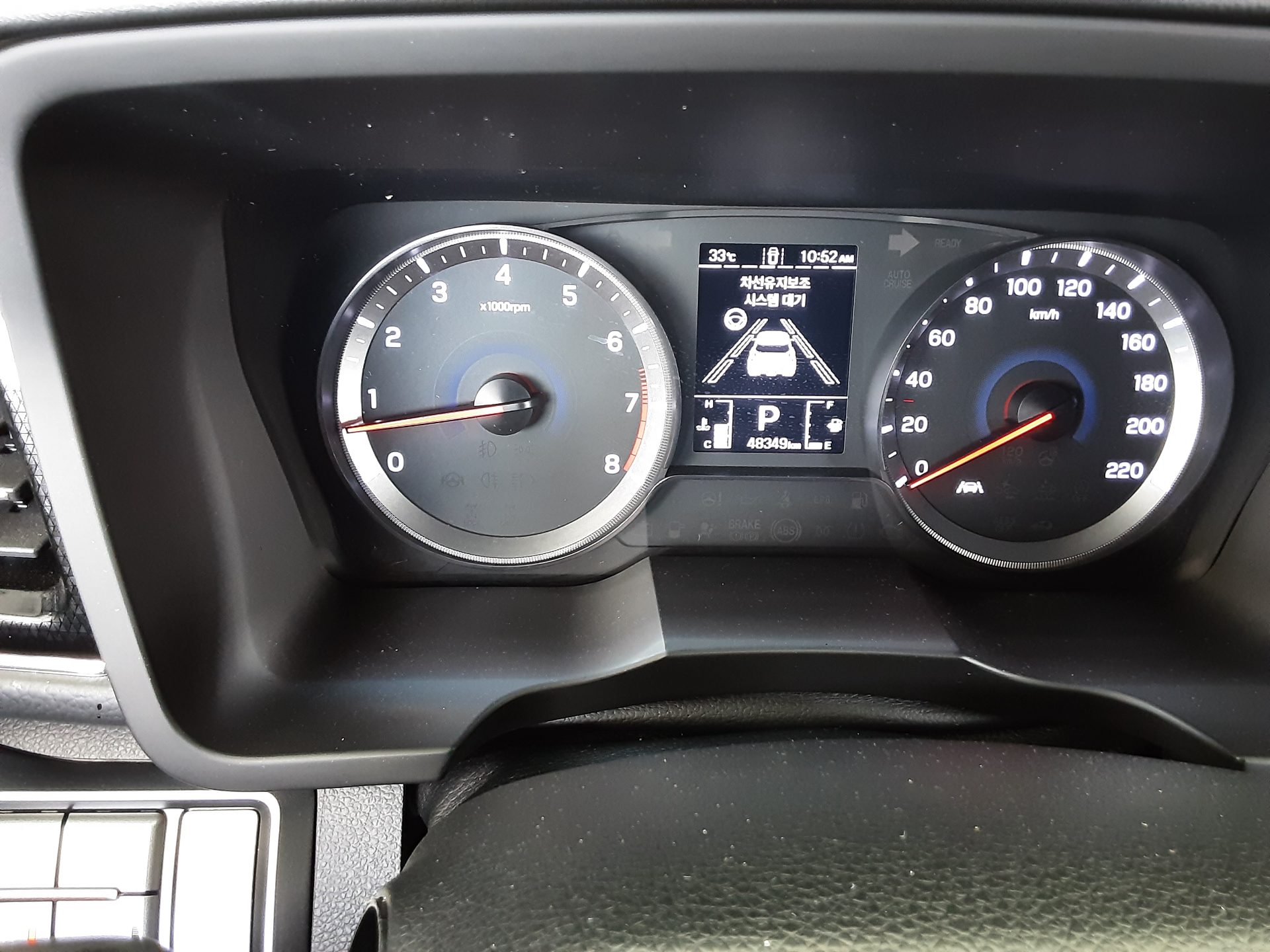 كي جي موبيليتي Mobility (سانج يونج) Very جديد تيفولي 1.5 بنزين دفع ثنائي V3 2021