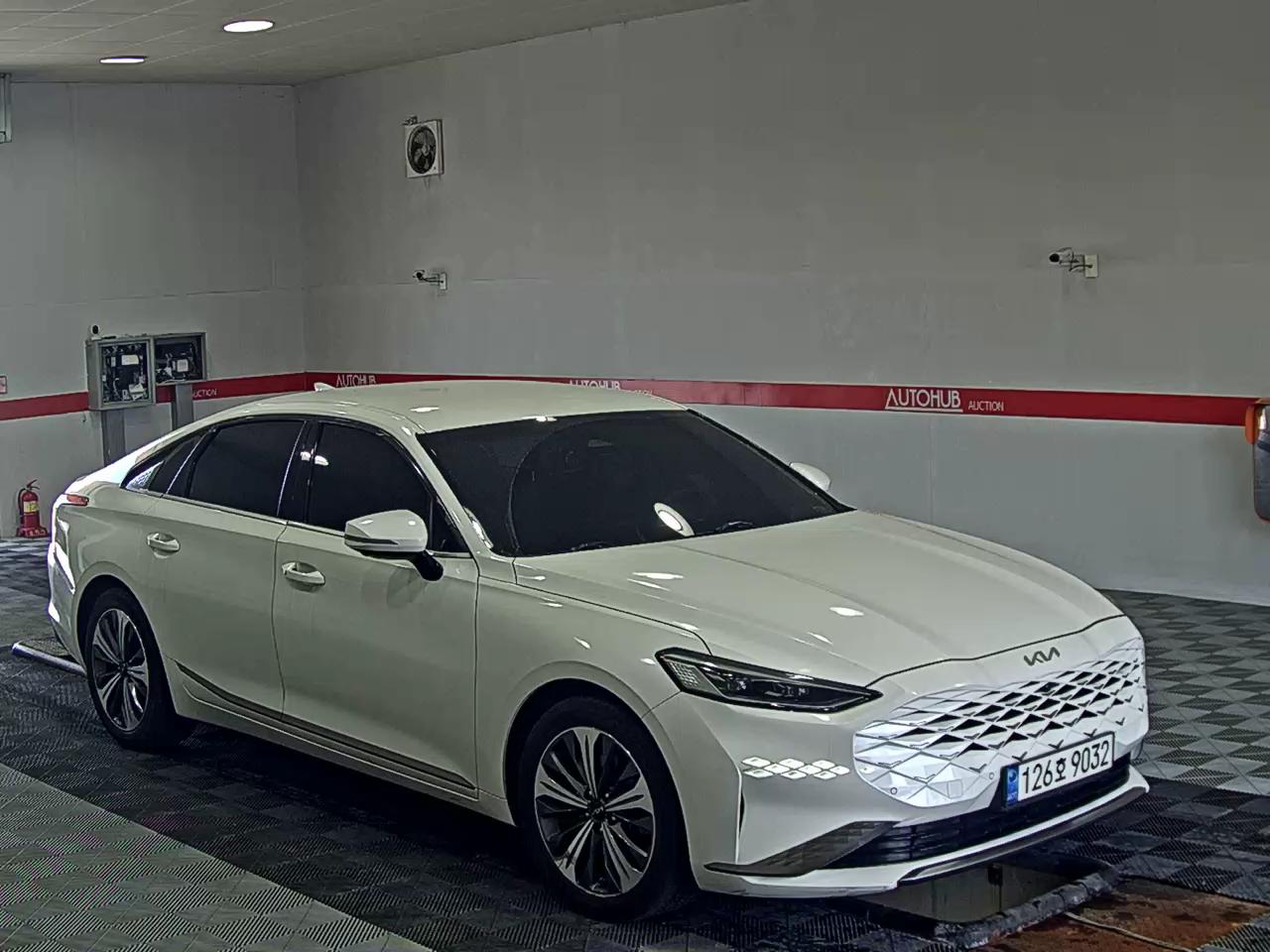 2022 - kia k8