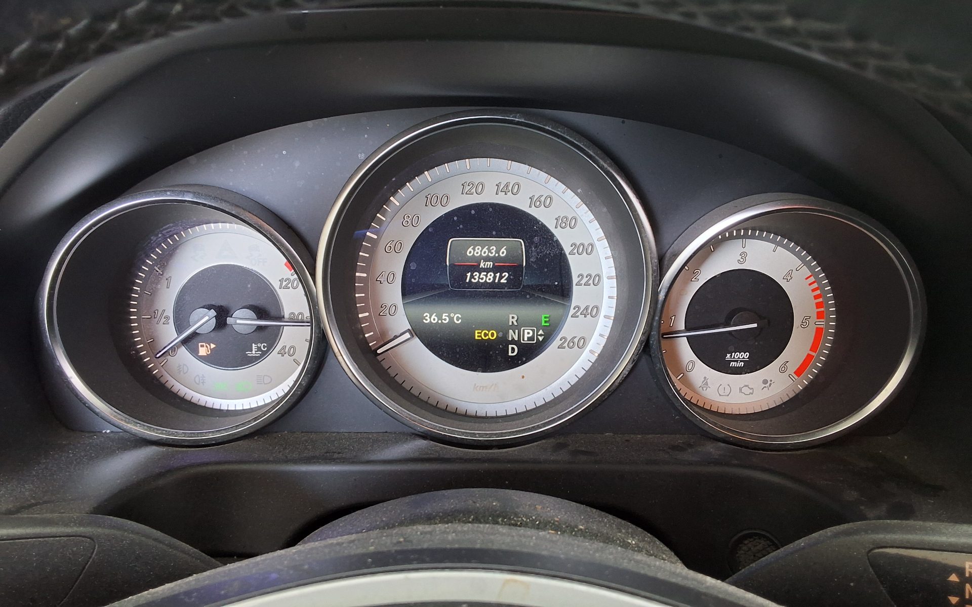 مرسيدس بنز E Class (4Th Gen) E250 Cdi فورماتيك 2014 4MATIC