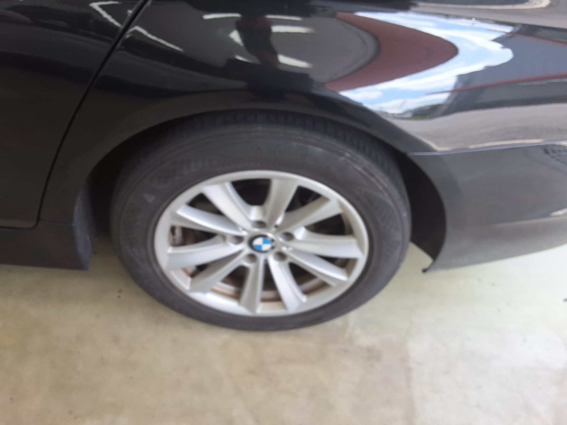 بي إم دبليو 5 Series (6Th Gen) 520D 2012 520d