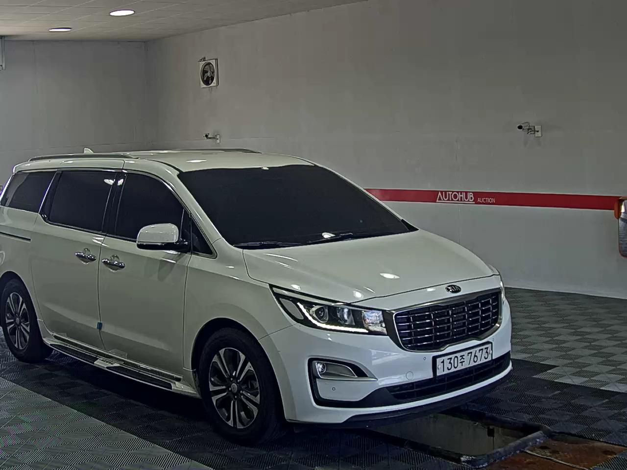 2019 - kia carnival