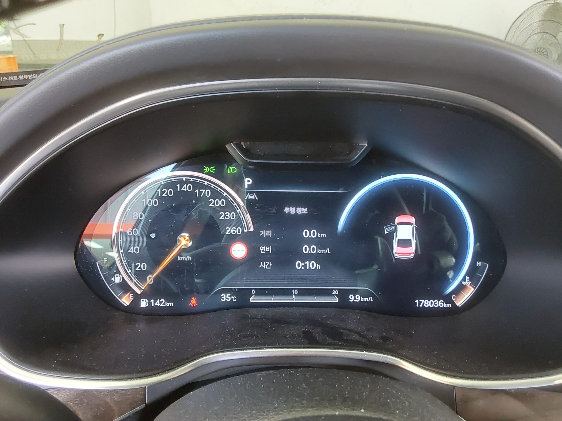 2022 - genesis g80