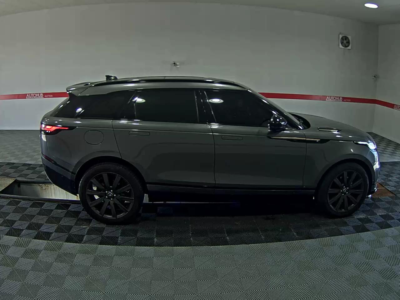 2019 - land rover range rover
