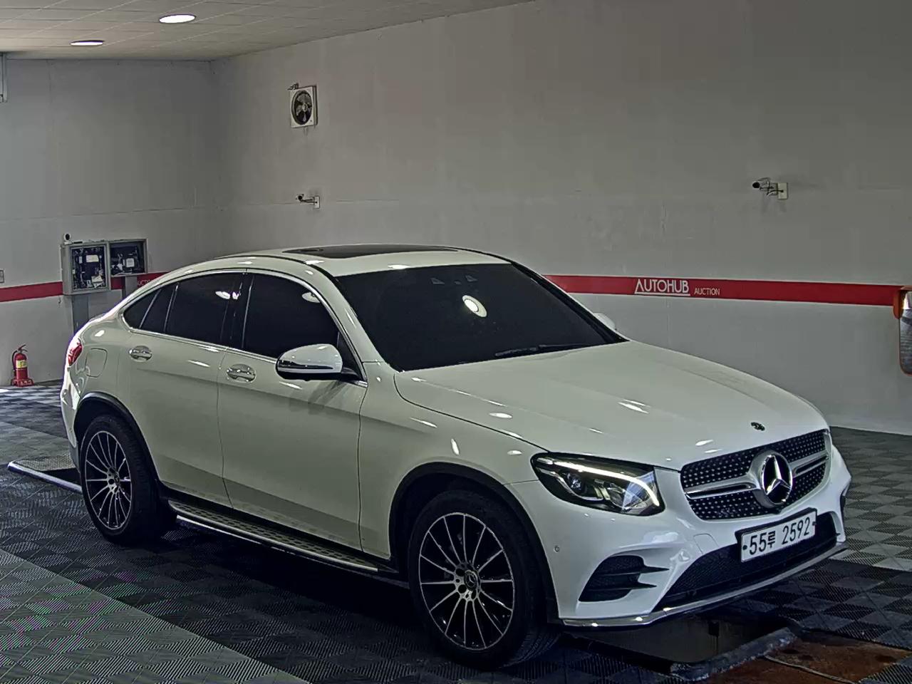 مرسيدس بنز جي إل سي Class جي إل سي 220D فورماتيك كوبيه بريميوم 2018 4MATIC بريميوم