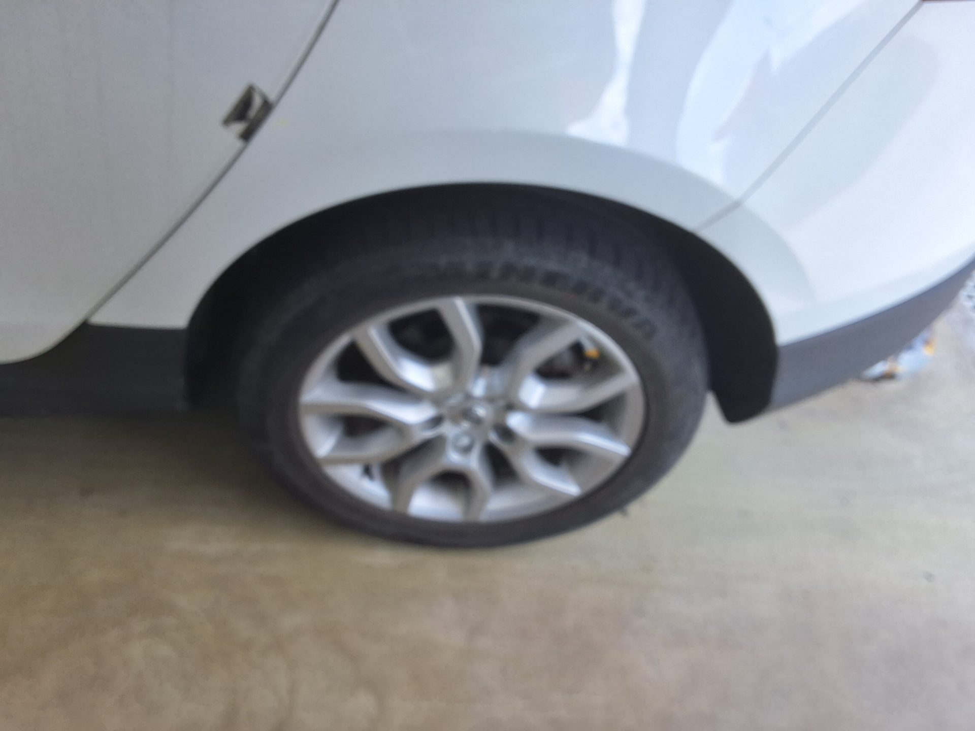 فولفو V40 Cross Country D3 Momentum 2018