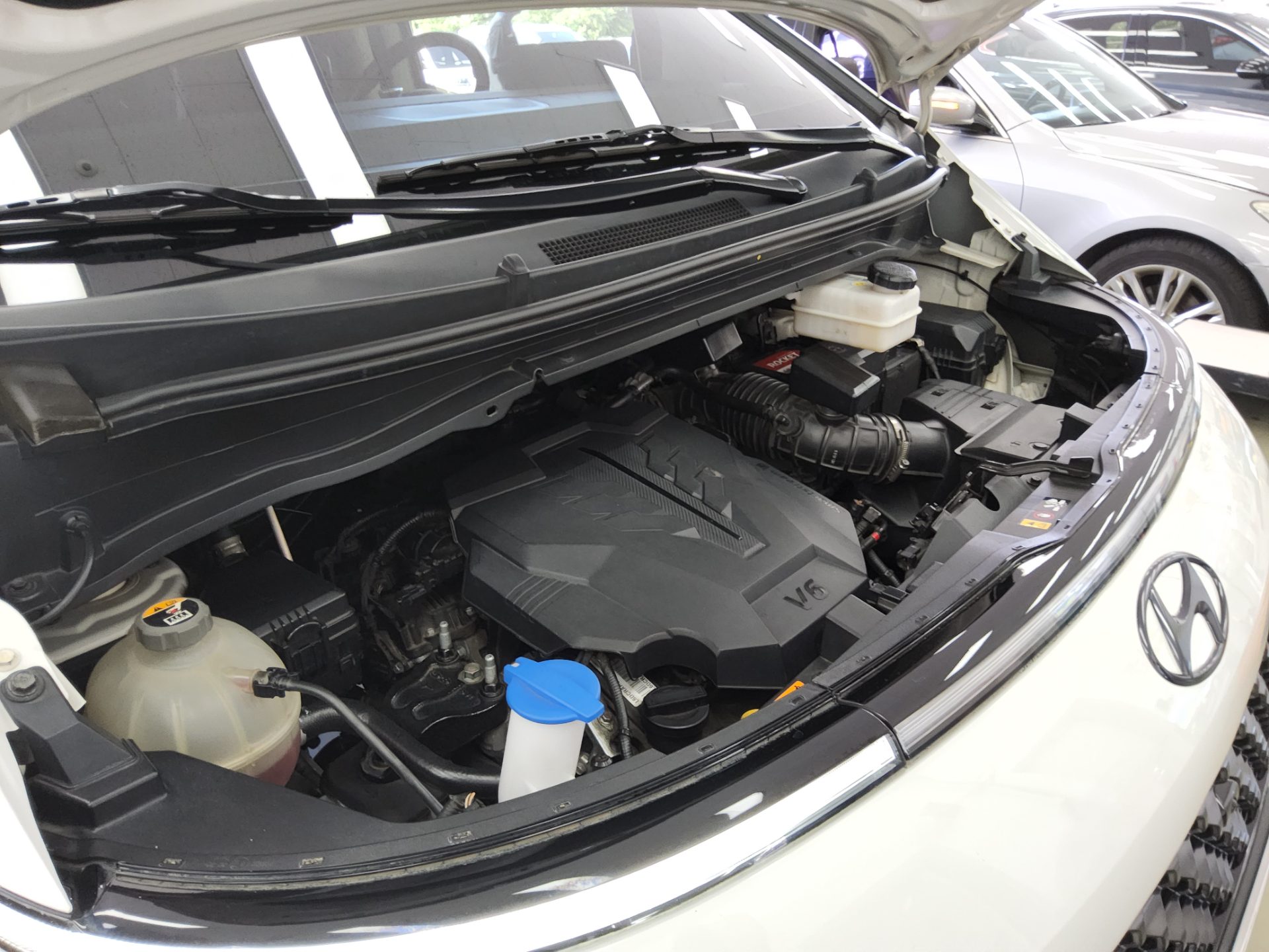 2022 - hyundai staria