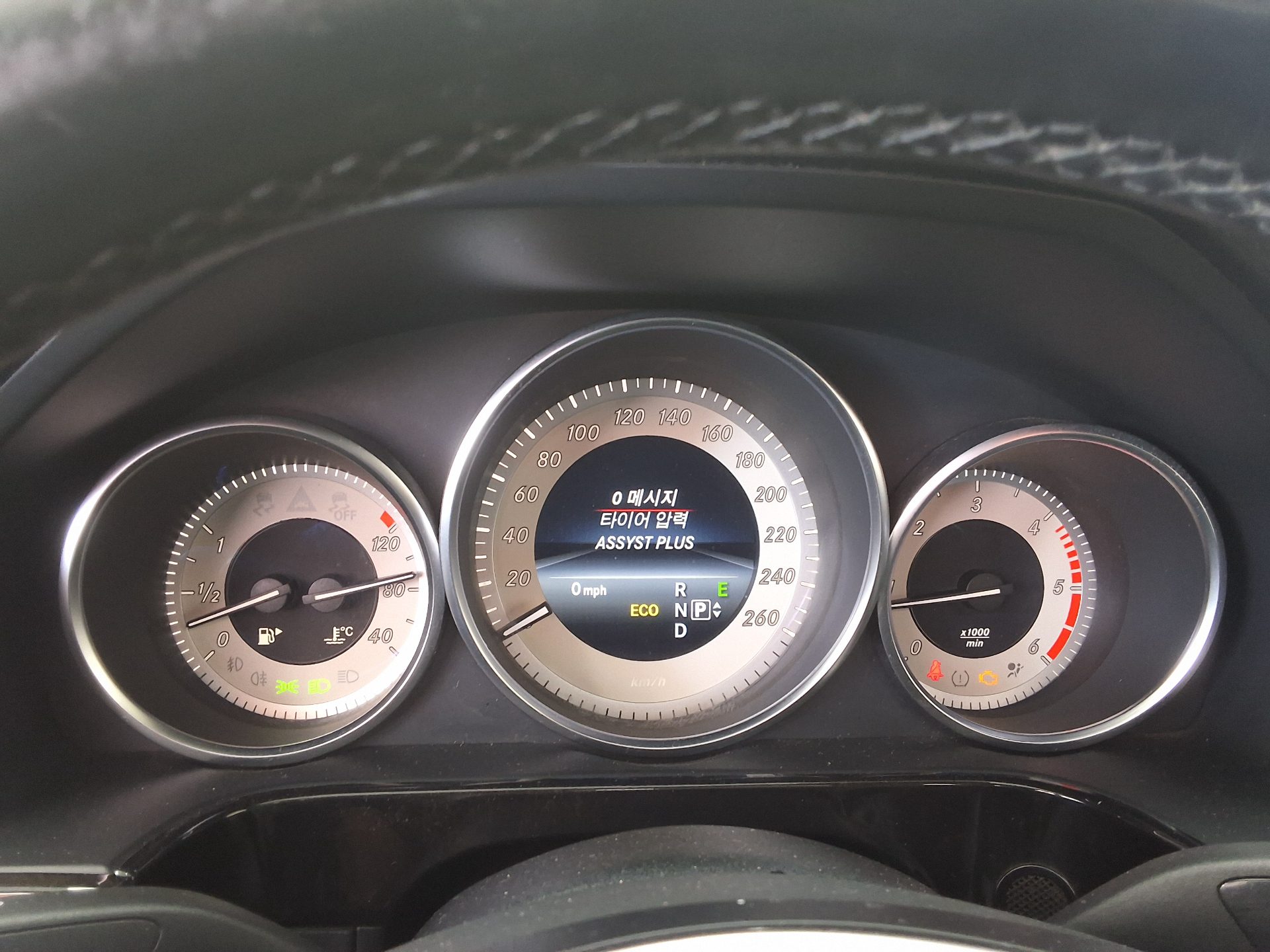 مرسيدس بنز E Class (4Th Gen) E250 Cdi فورماتيك 2014 4MATIC