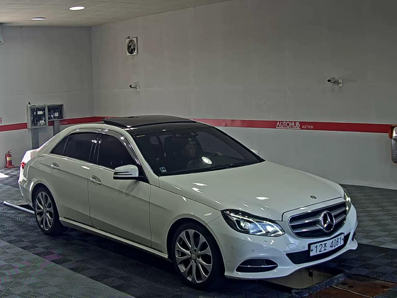 مرسيدس بنز E Class (4Th Gen) E250 Cdi فورماتيك 2014 4MATIC
