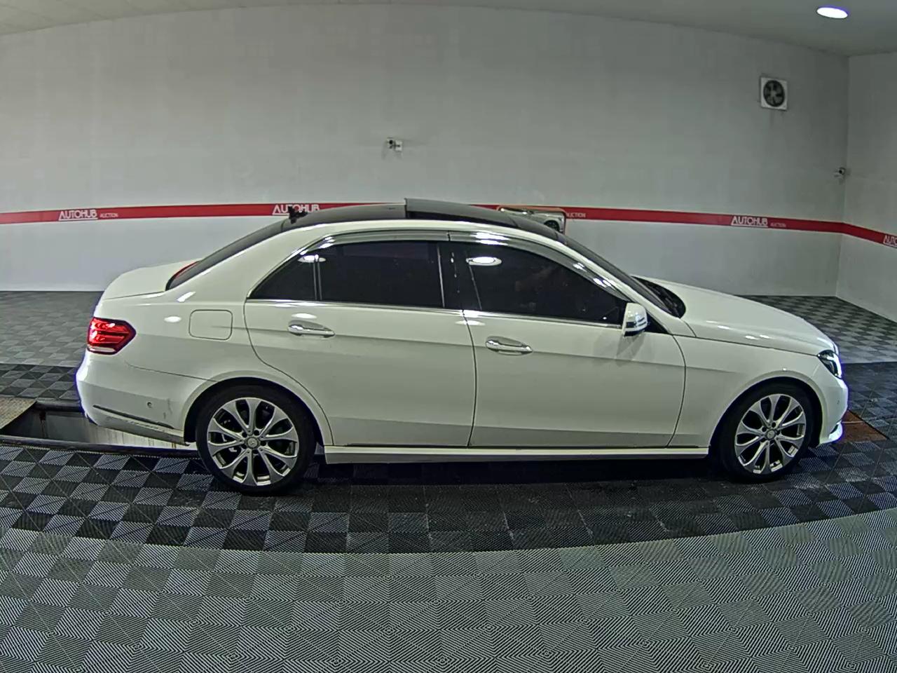 مرسيدس بنز E Class (4Th Gen) E250 Cdi فورماتيك 2014 4MATIC