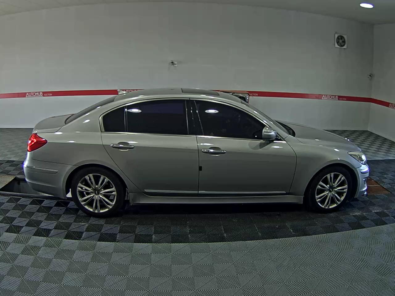 هيونداي جينيسيس Bh 330 لكجري Vip Pack 2012 فاخر VIP