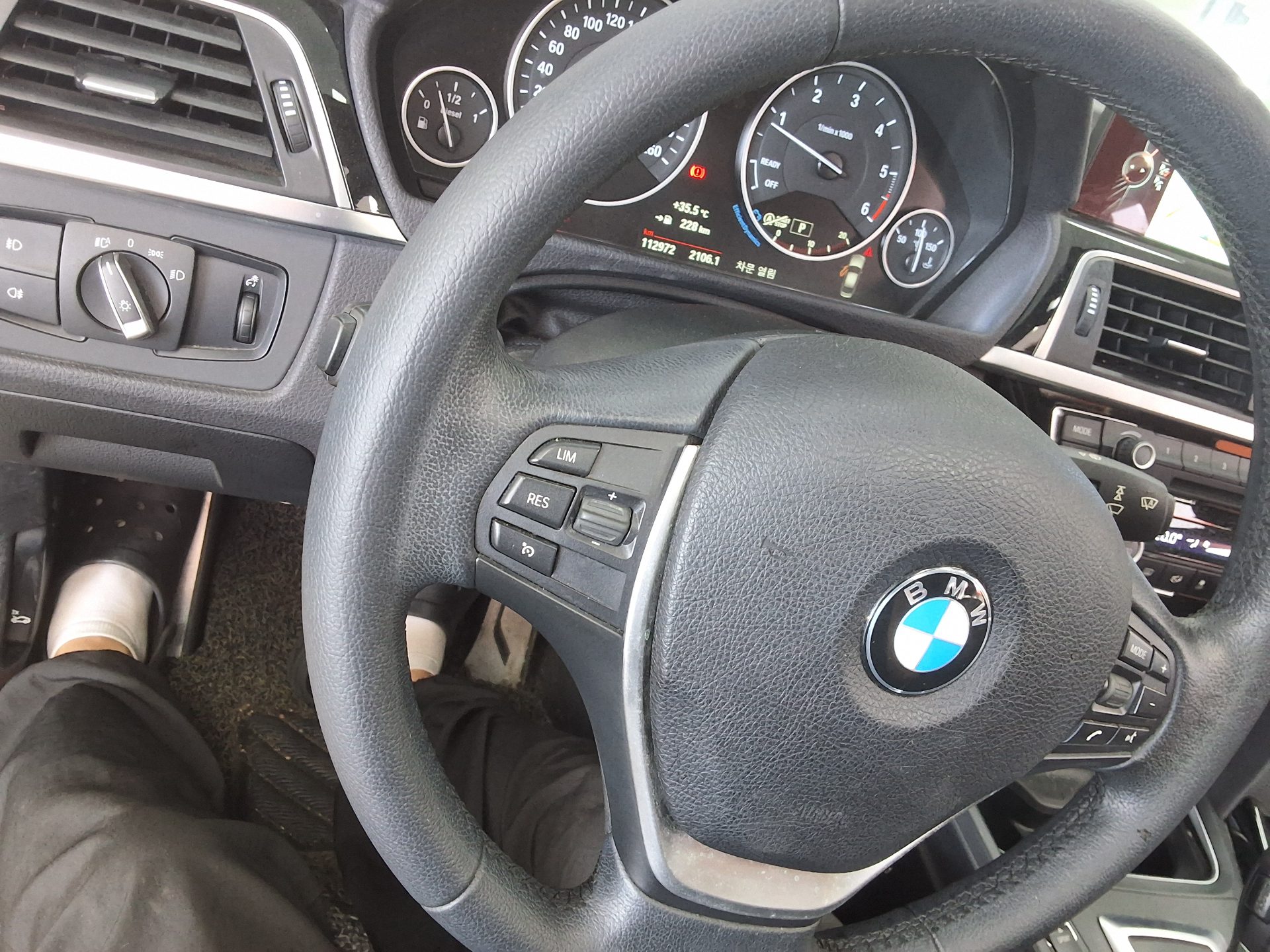 بي إم دبليو 3 Series (6Th Gen) 320D 2016 320d