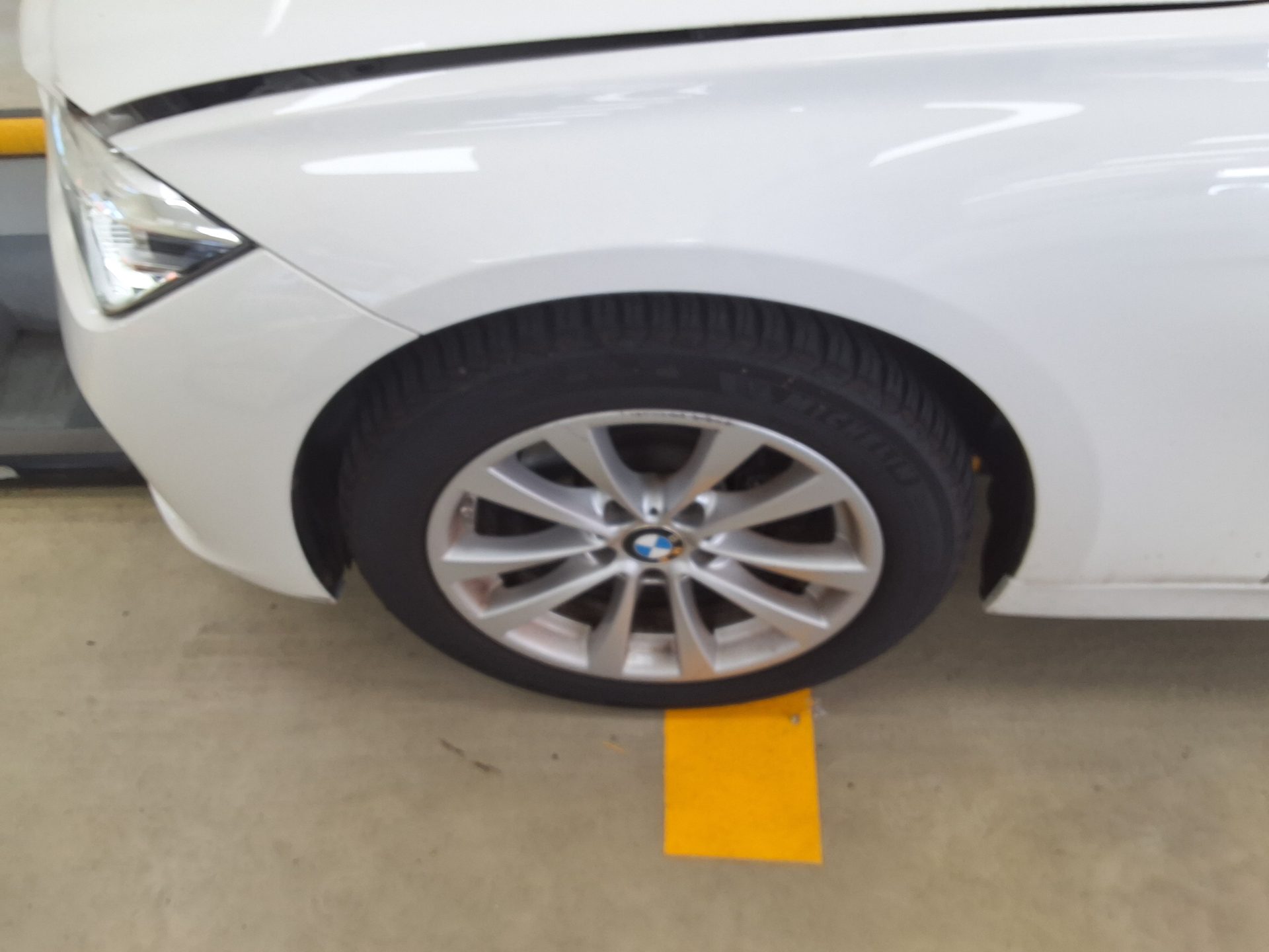 بي إم دبليو 3 Series (6Th Gen) 320D 2016 320d