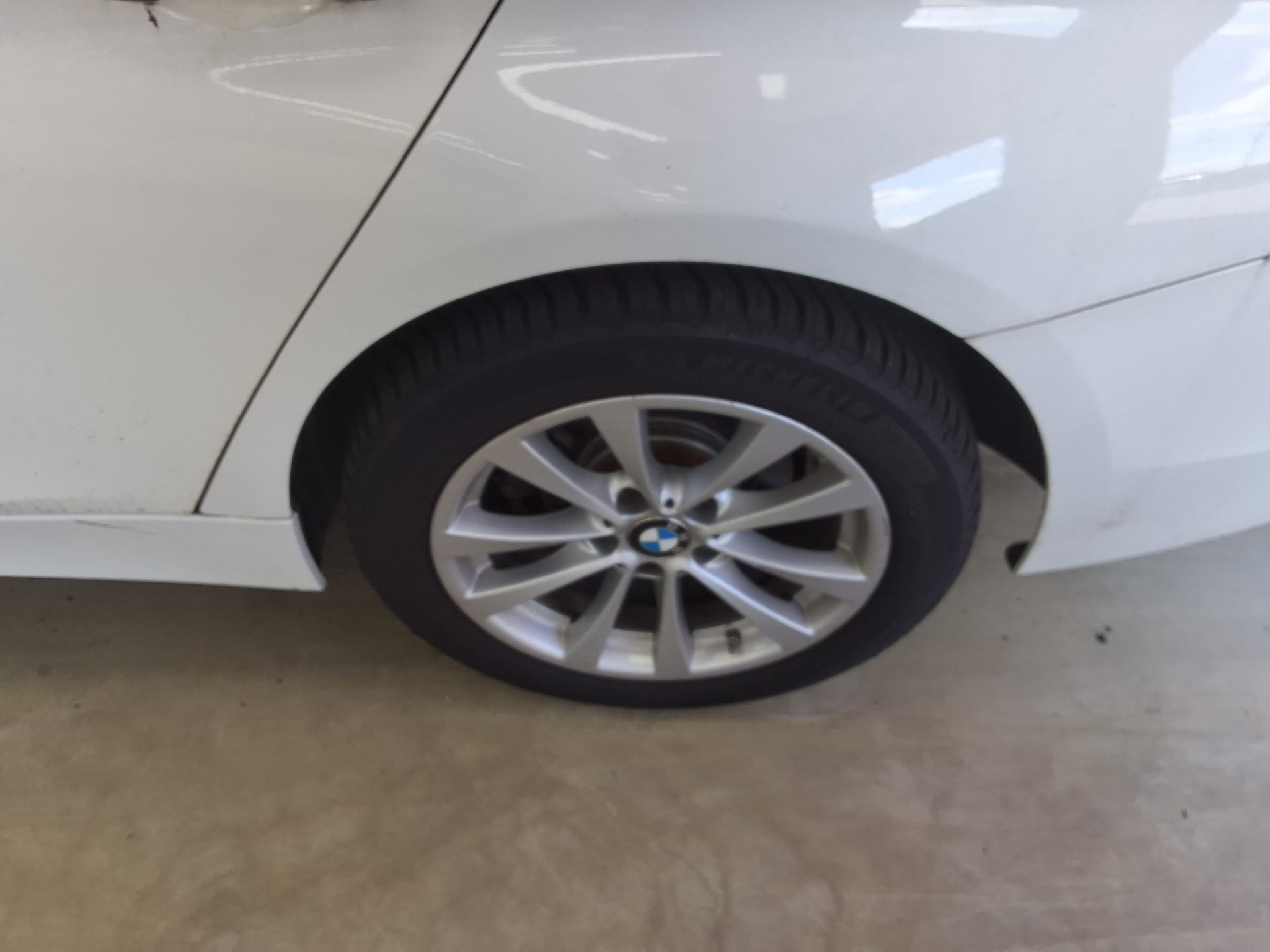 بي إم دبليو 3 Series (6Th Gen) 320D 2016 320d