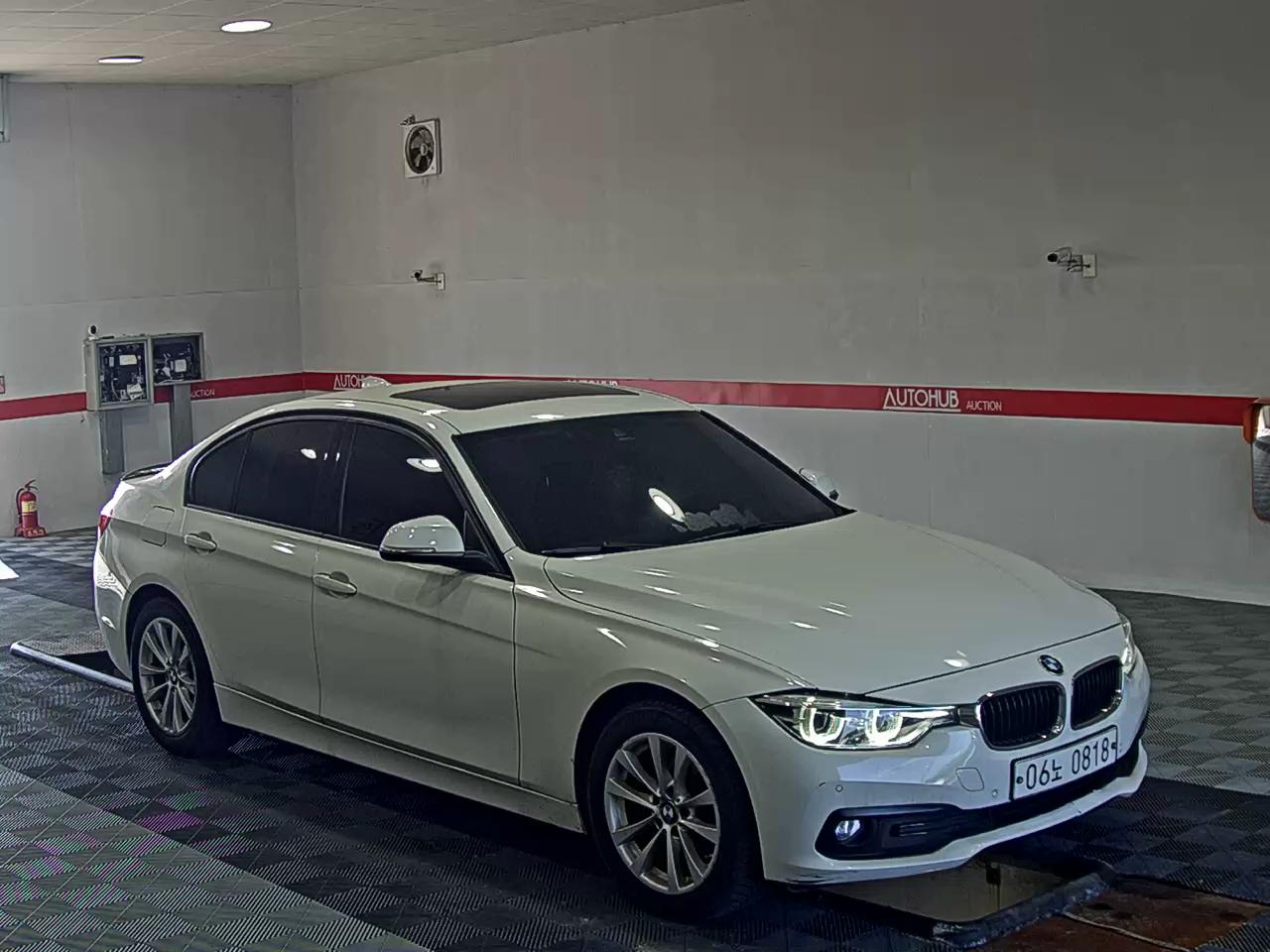 بي إم دبليو 3 Series (6Th Gen) 320D 2016 320d