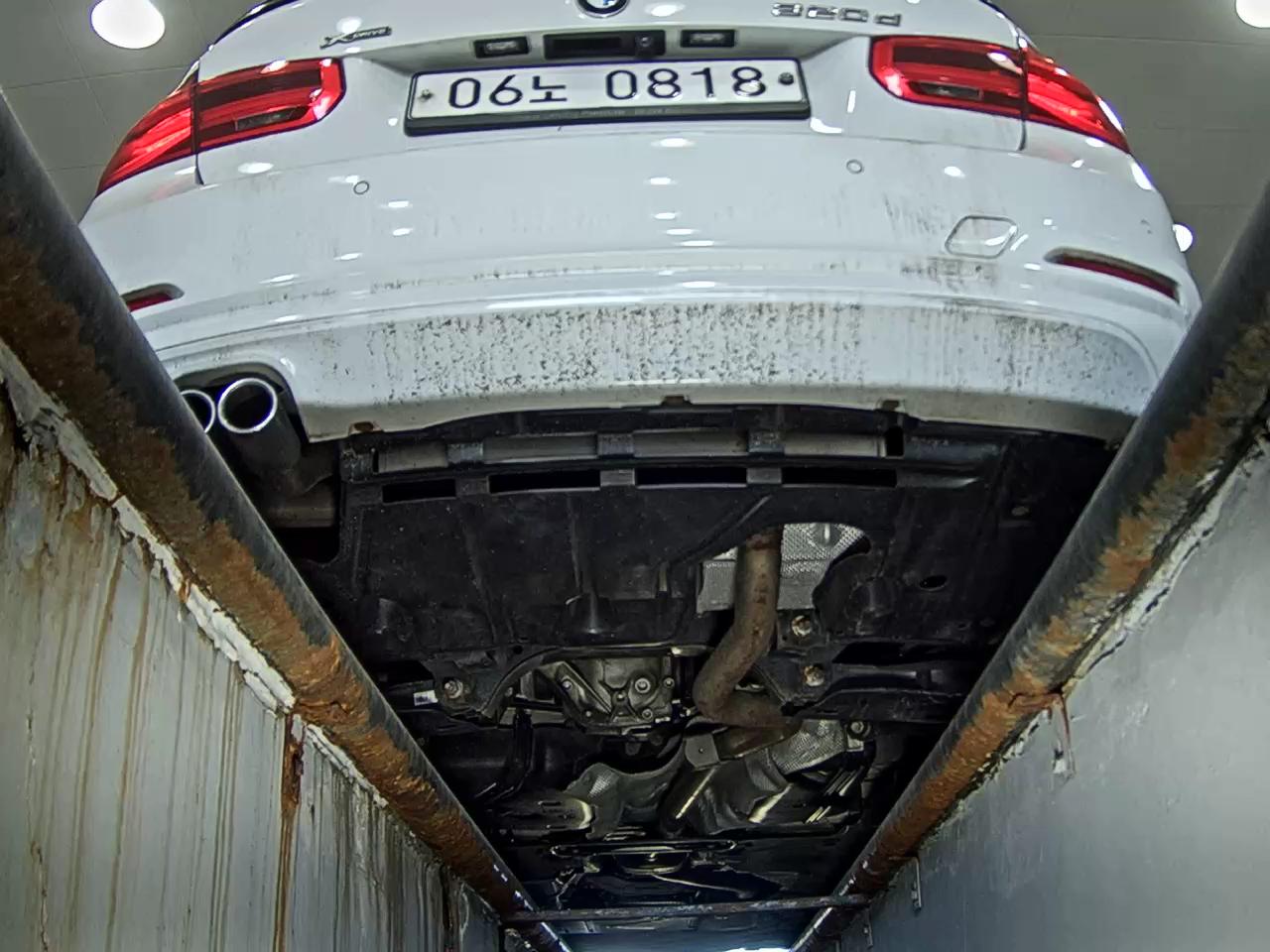 بي إم دبليو 3 Series (6Th Gen) 320D 2016 320d