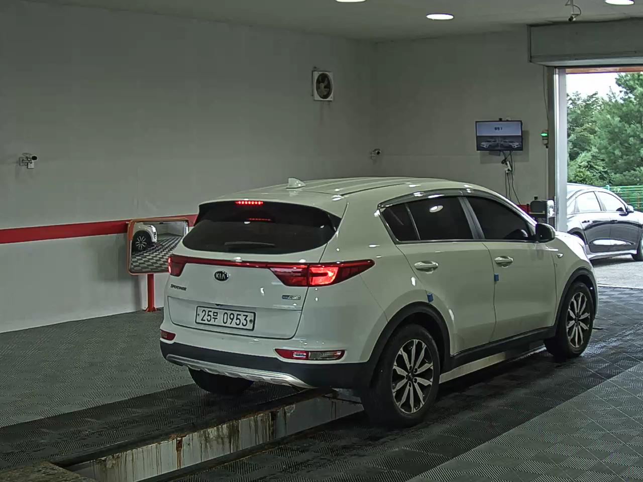 2016 - kia sportage