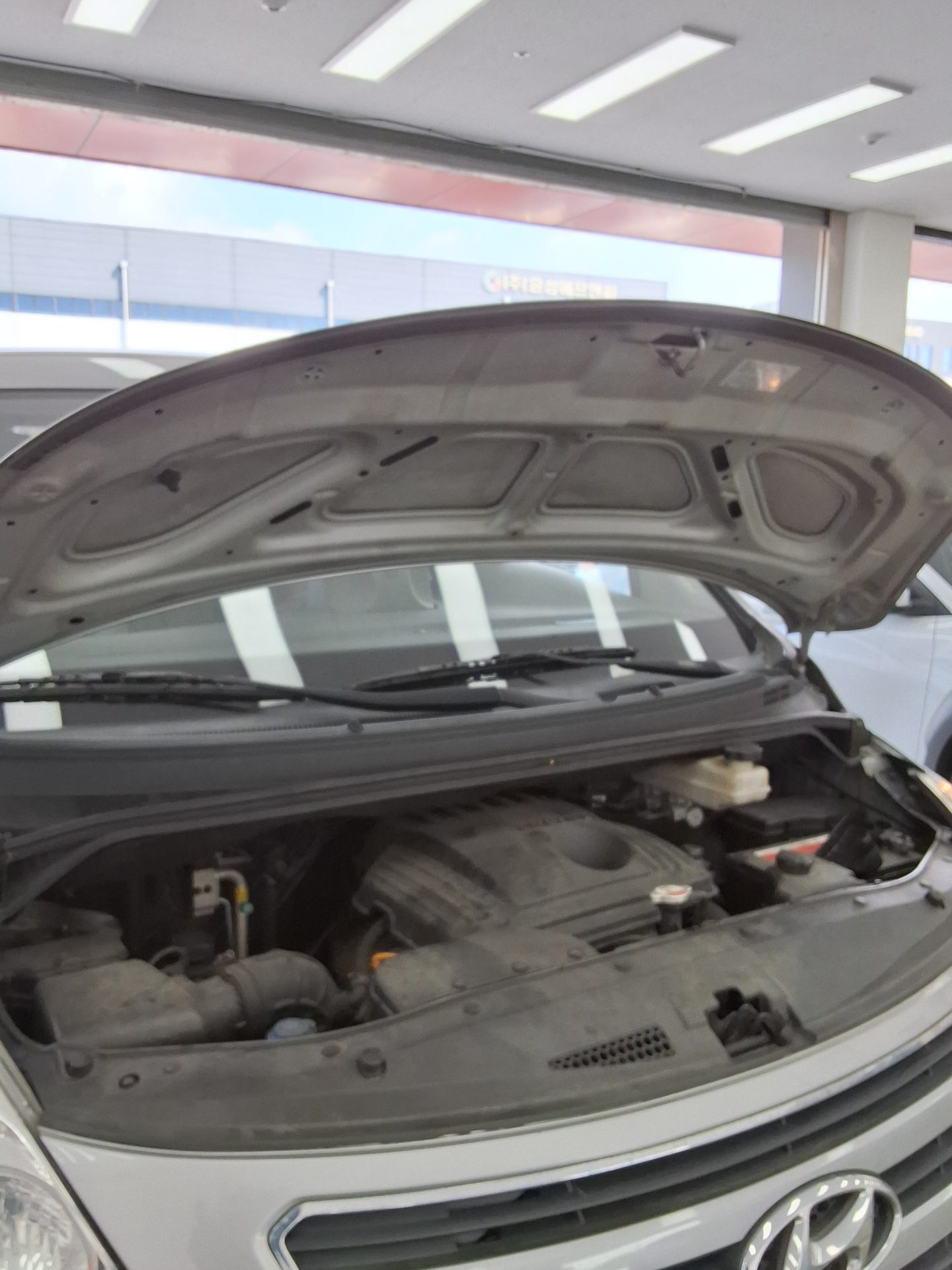 هيونداي جراند ستاركس 3 Seater ديزل فان سمارت 2017 VAN SMART