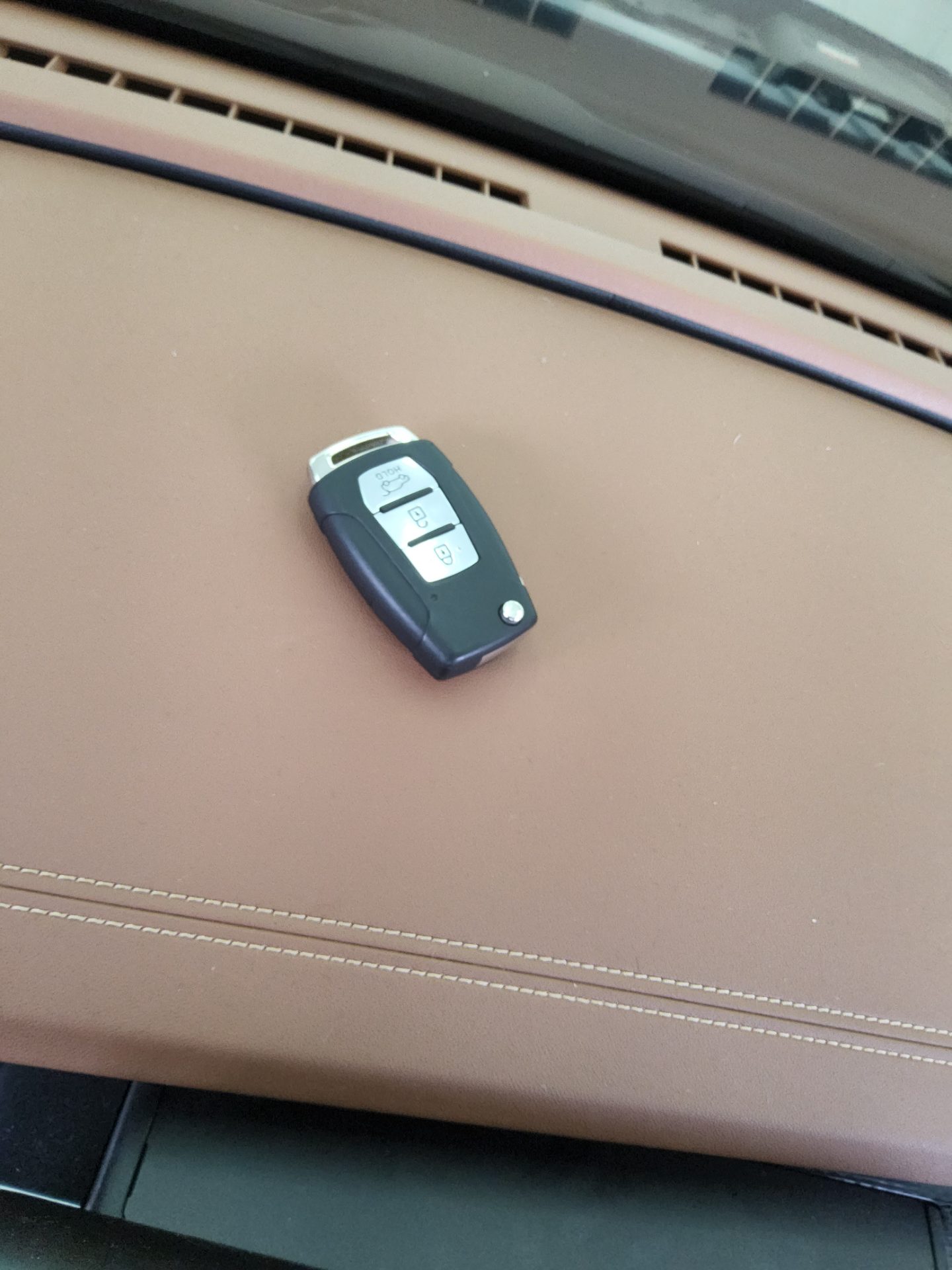 كي جي موبيليتي Mobility (سانج يونج) توريس 1.5 GDI T دفع ثنائي T7 2023 T7