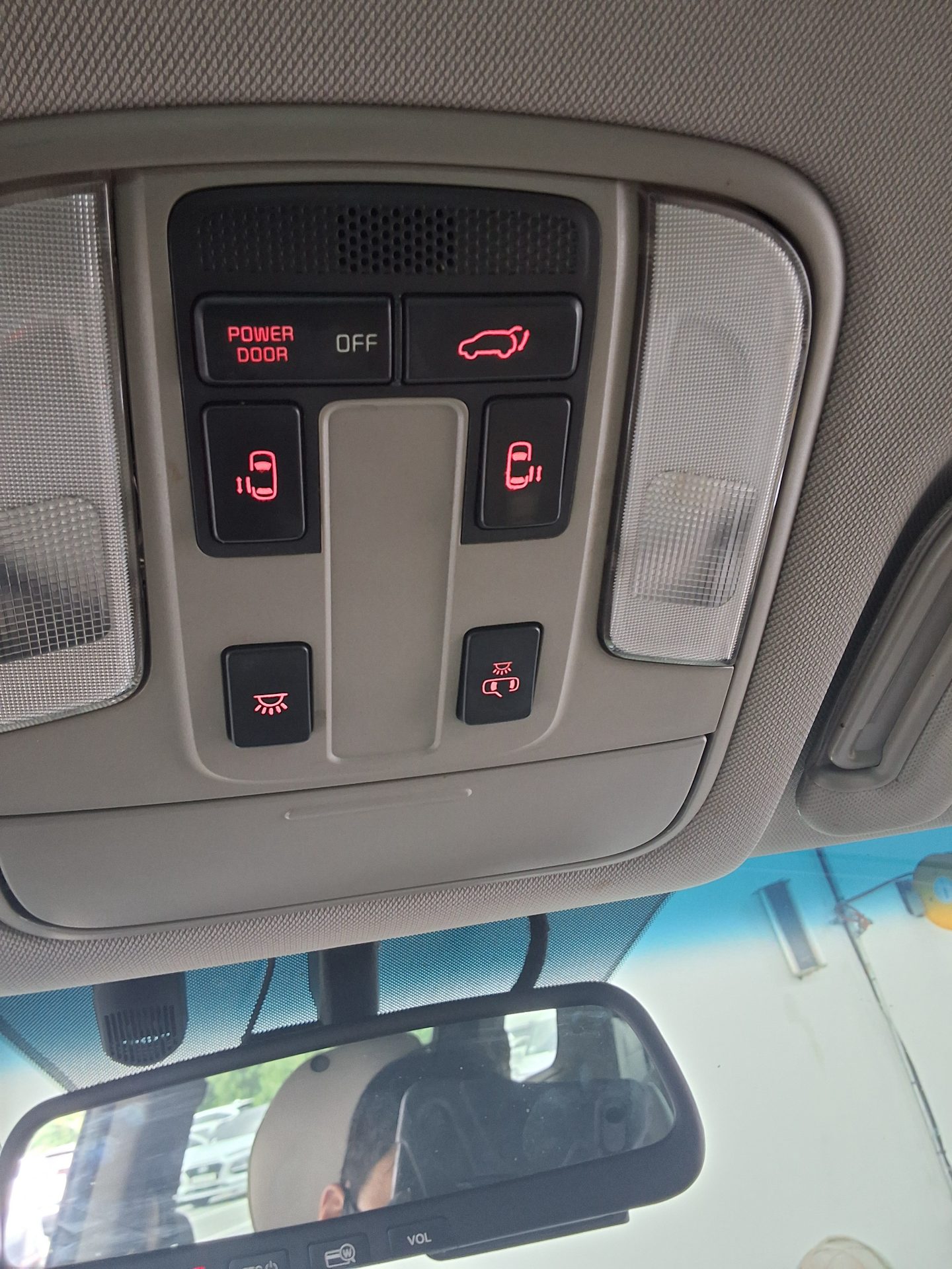 2017 - kia carnival