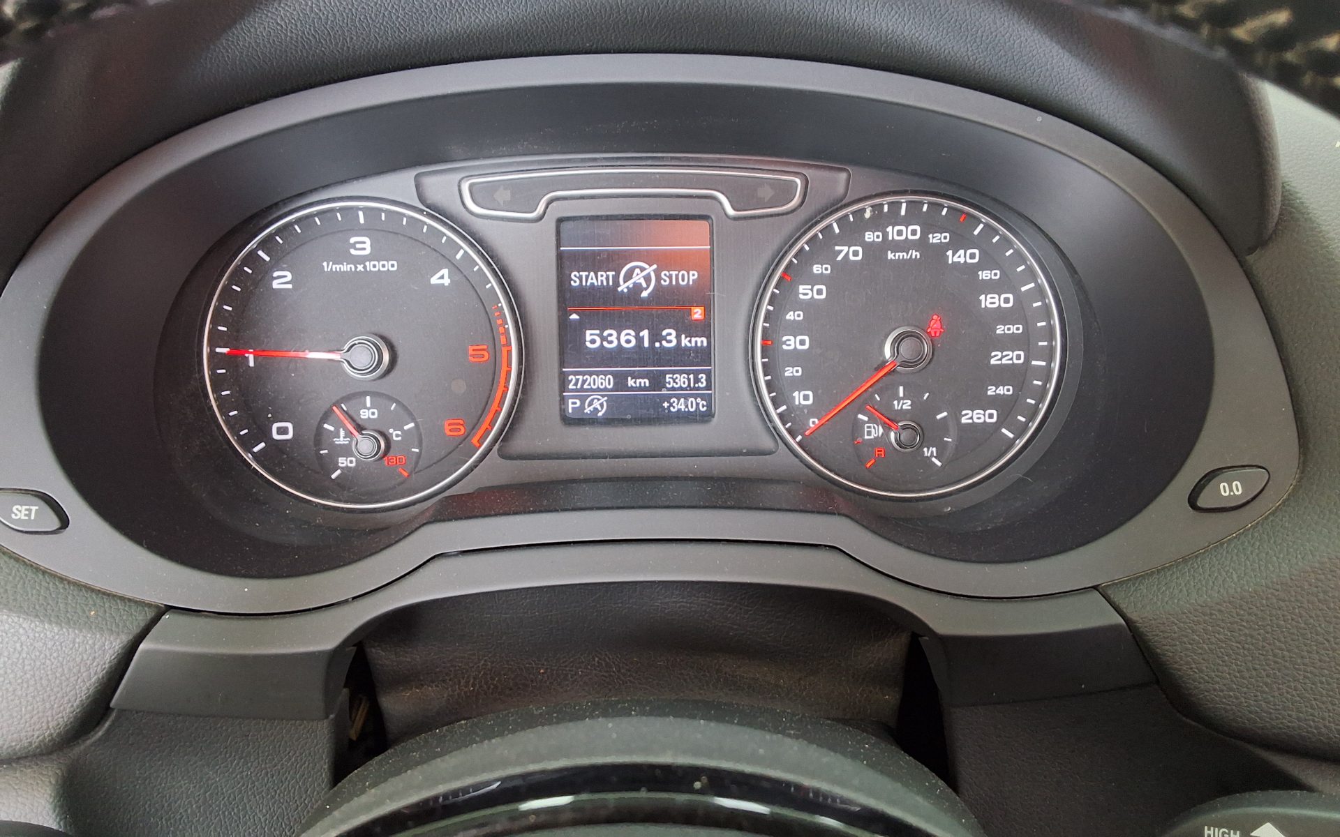2015 - audi q3