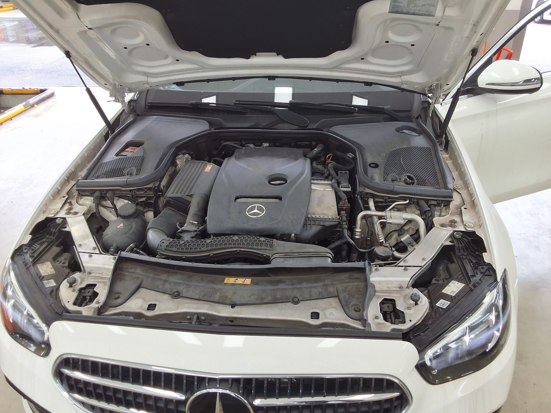 مرسيدس بنز E Class (5Th Gen) E250 Avantgarde 2021 E250