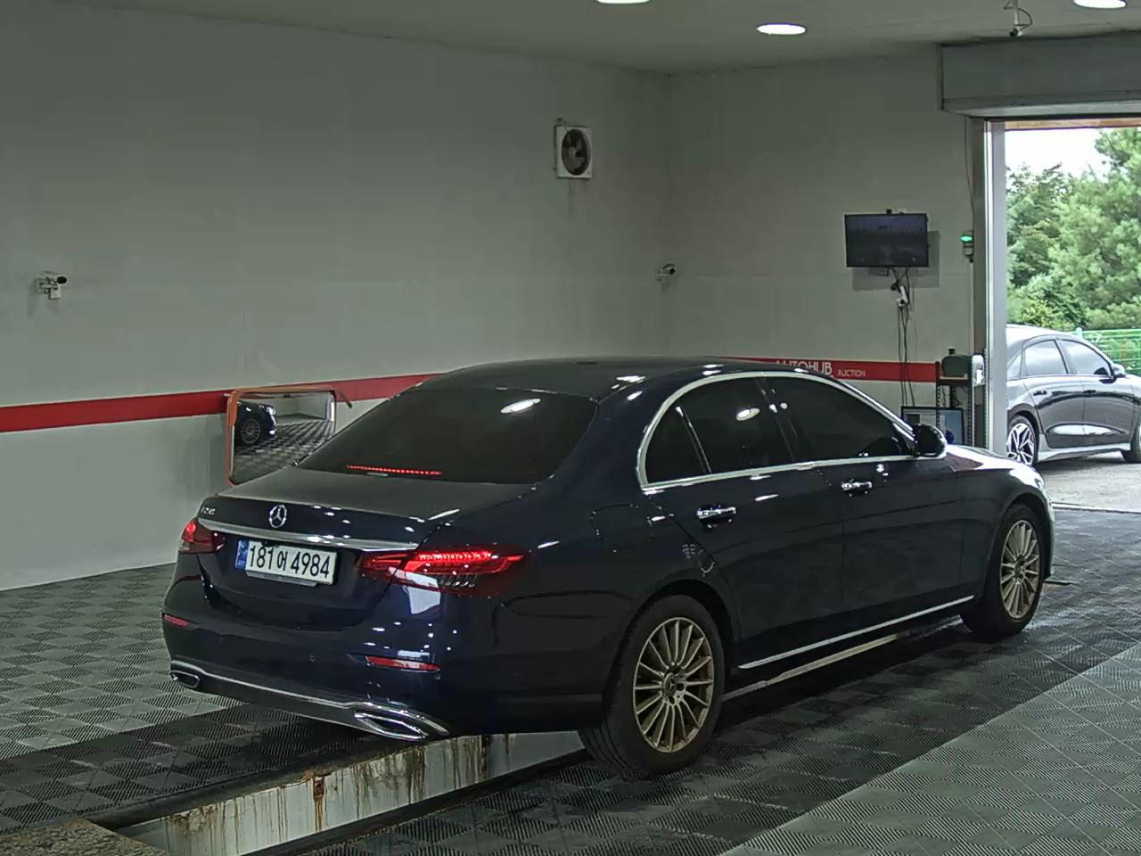 مرسيدس بنز E Class (5Th Gen) E250 إكسكلوسيف 2021 إكسكلوسيف