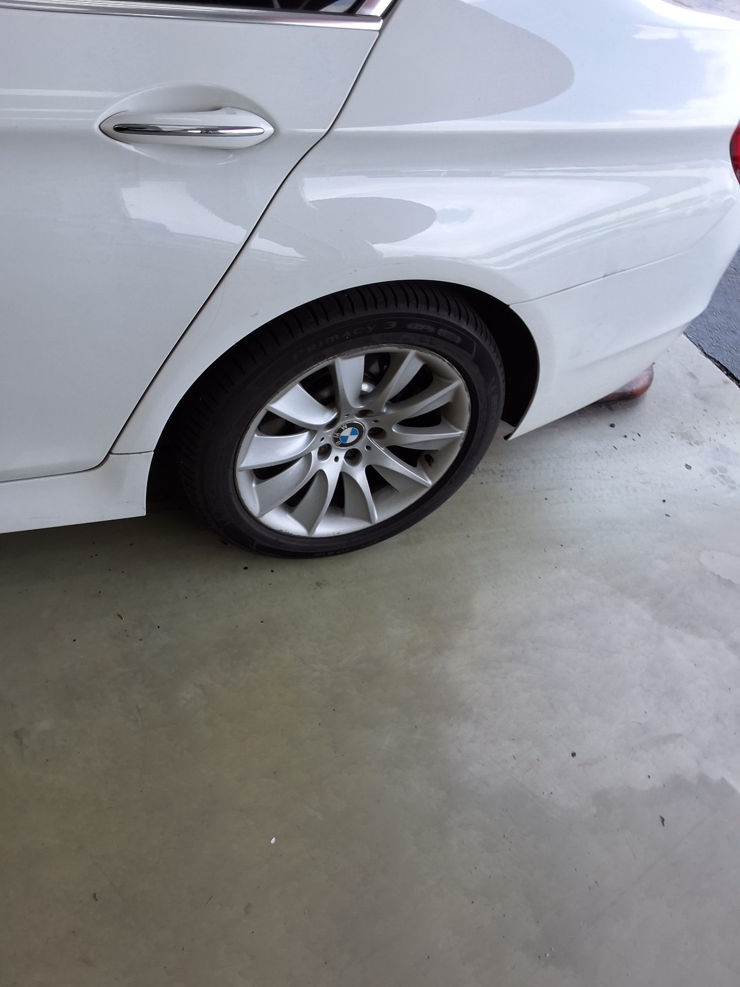 بي إم دبليو 5 Series (6Th Gen) 528I 2012 528i
