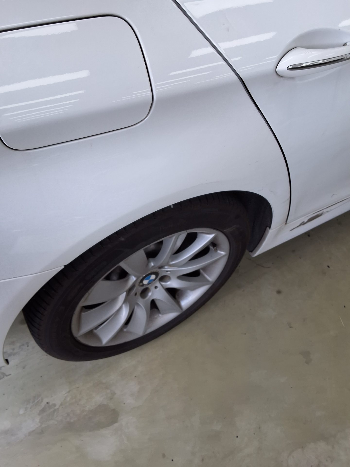 بي إم دبليو 5 Series (6Th Gen) 528I 2012 528i