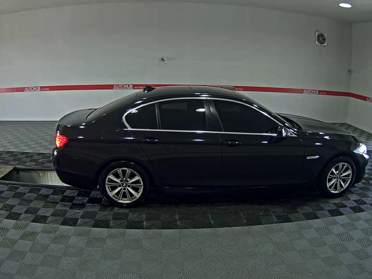 بي إم دبليو 5 Series (6Th Gen) 525D إكس درايف 2013 525d
