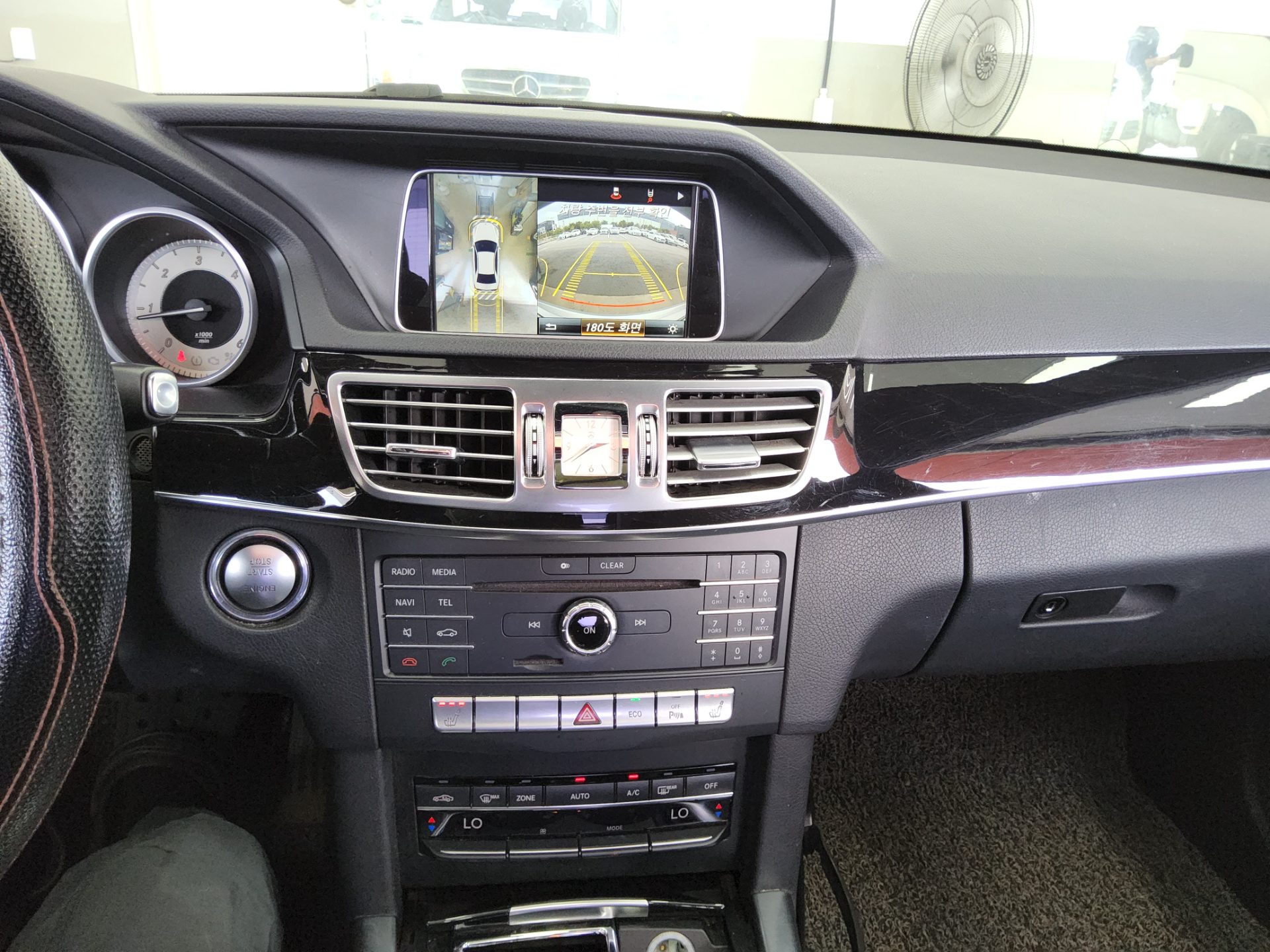 مرسيدس بنز E Class (4Th Gen) E250 Cdi Bluetec فورماتيك Avantgarde 2016 4MATIC
