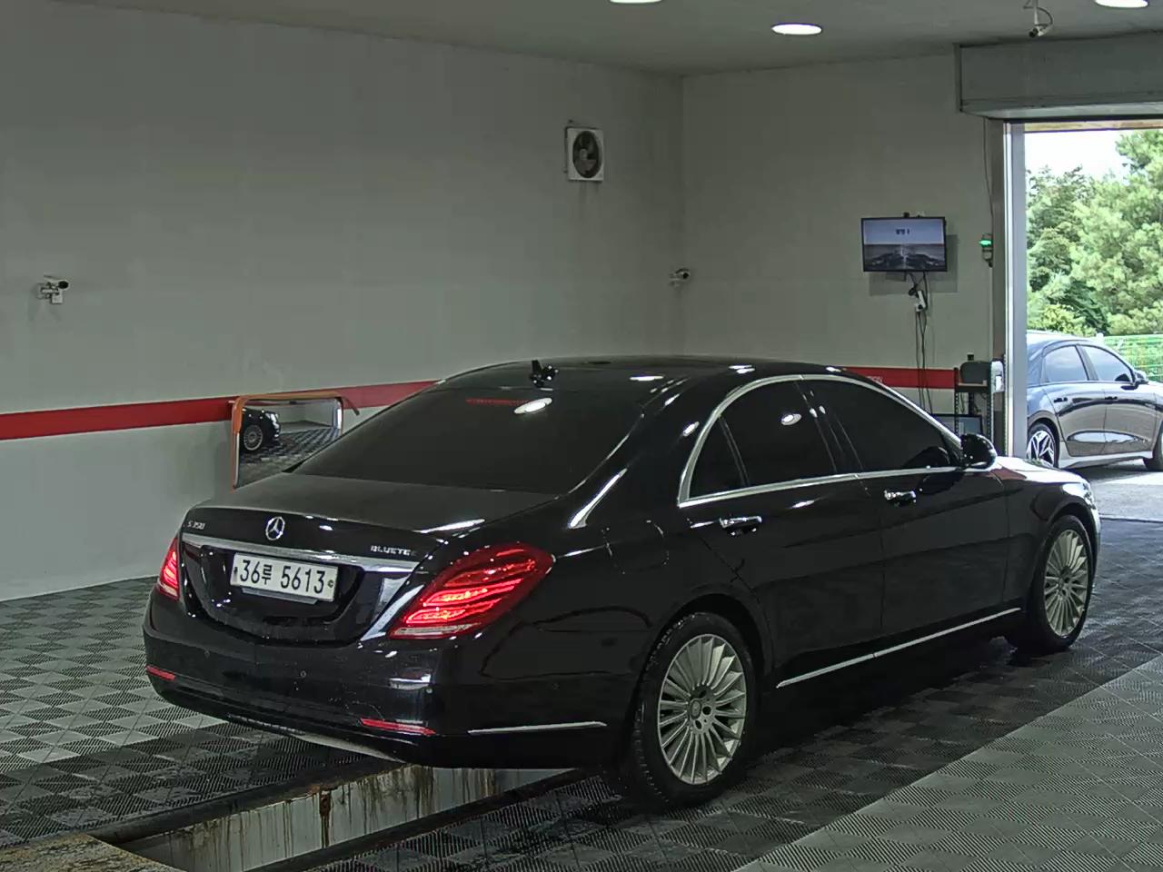 مرسيدس بنز S Class (6Th Gen) S350 Bluetec 2015 S350
