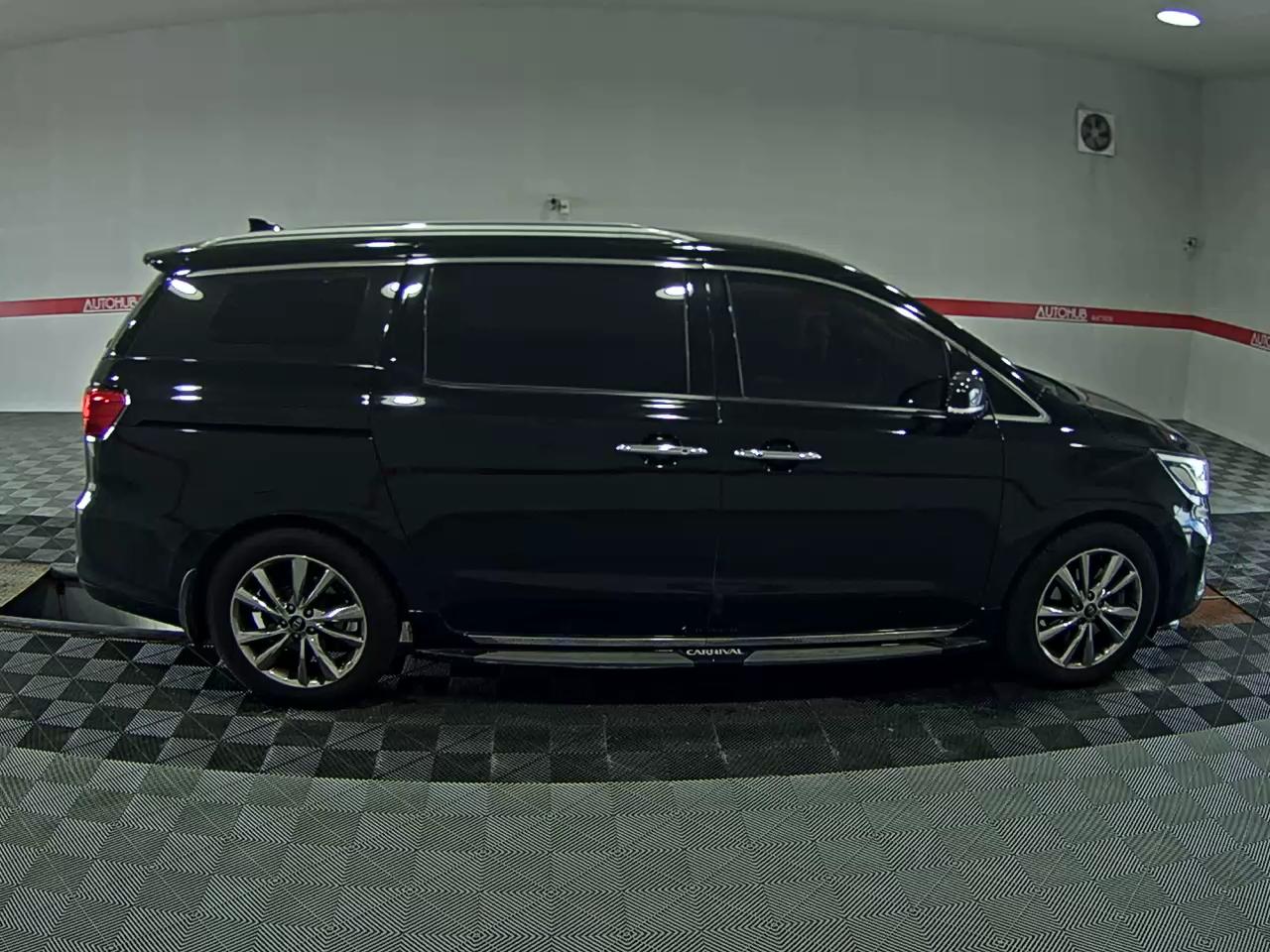 2019 - kia carnival