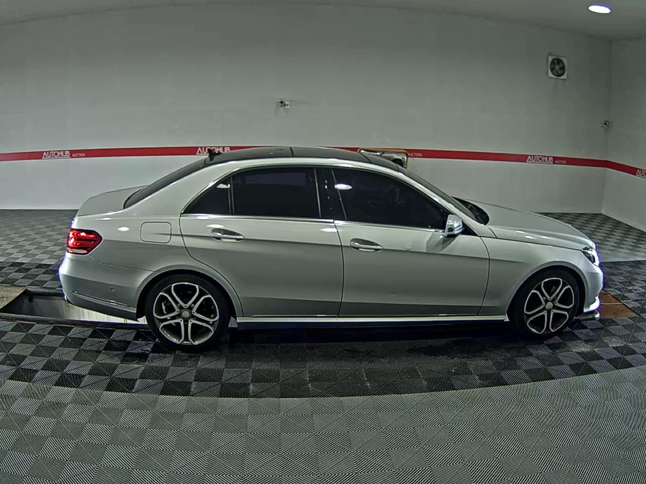 مرسيدس بنز E Class (4Th Gen) E250 Cdi Bluetec فورماتيك Avantgarde 2016 4MATIC