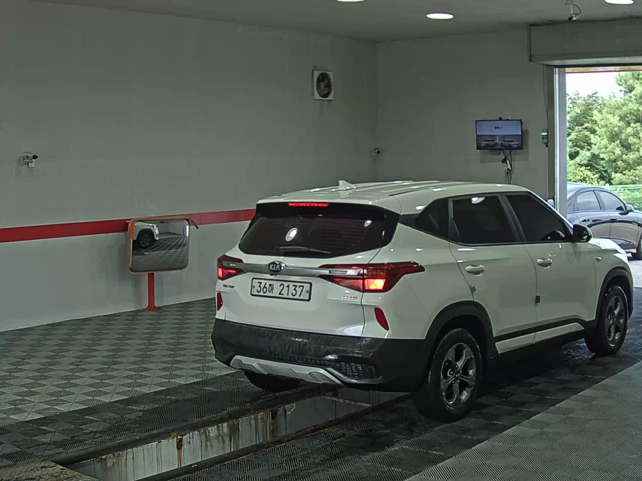 2020 - kia seltos