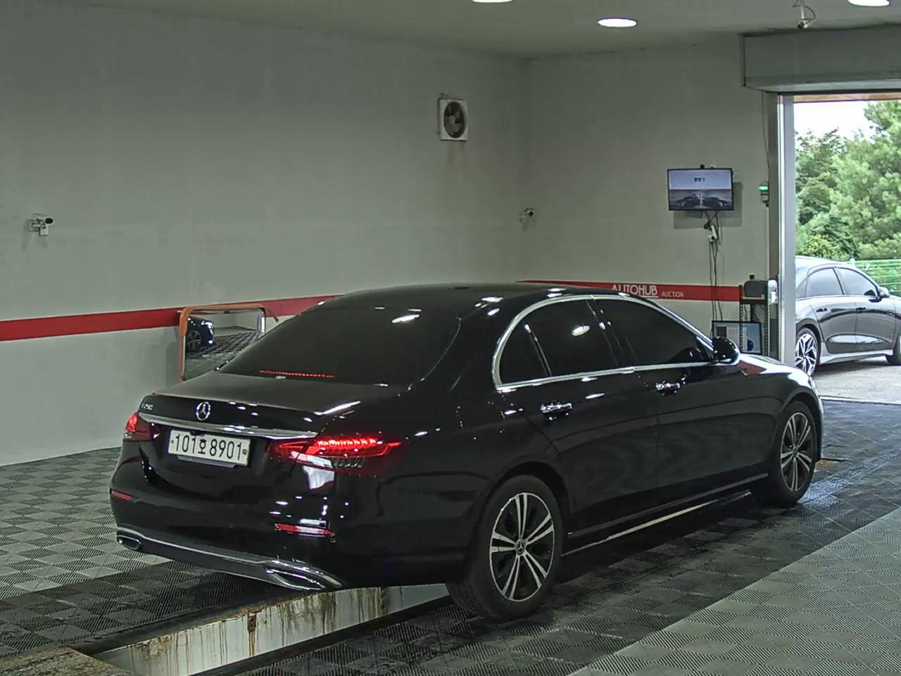 مرسيدس بنز E Class (5Th Gen) E250 Avantgarde 2021 E250