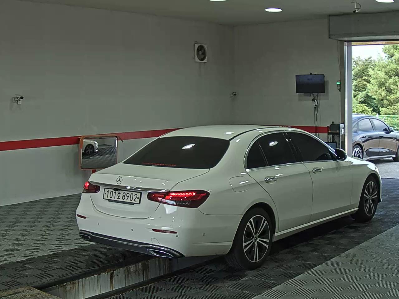 2021 - mercedes-benz e250