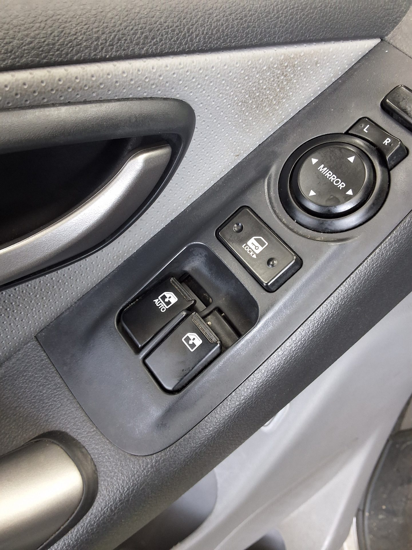 هيونداي الجديد جراند ستاركس 3 Seater ديزل فان سمارت 2021 VAN SMART