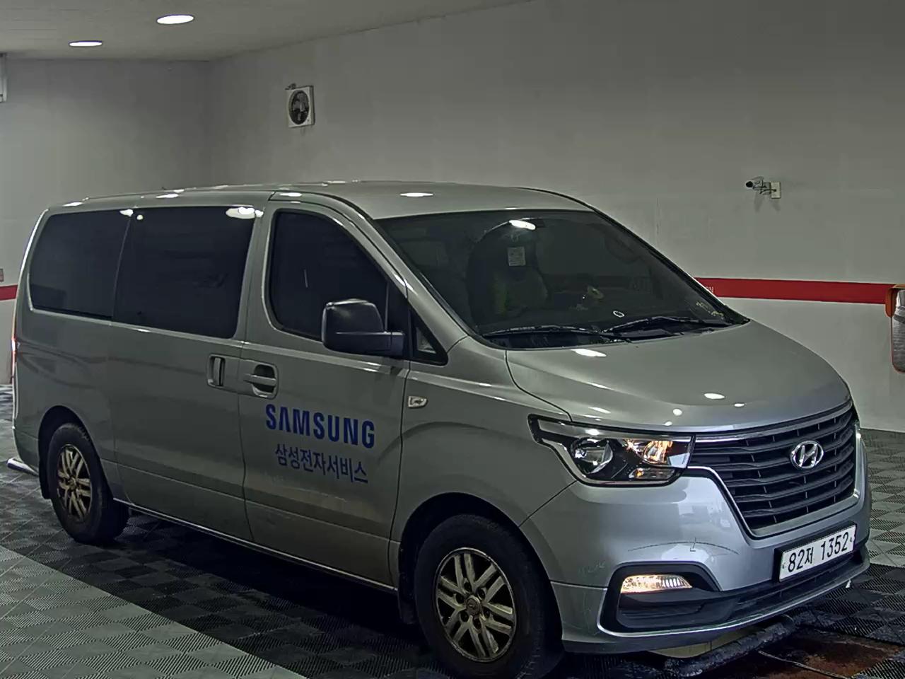 2021 - hyundai grand starex
