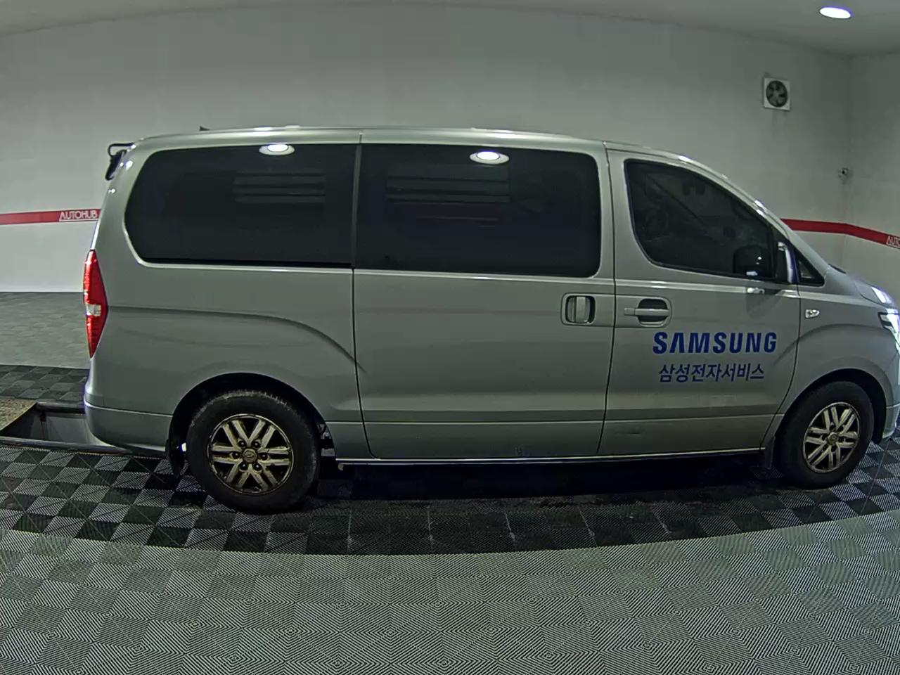 2021 - hyundai grand starex
