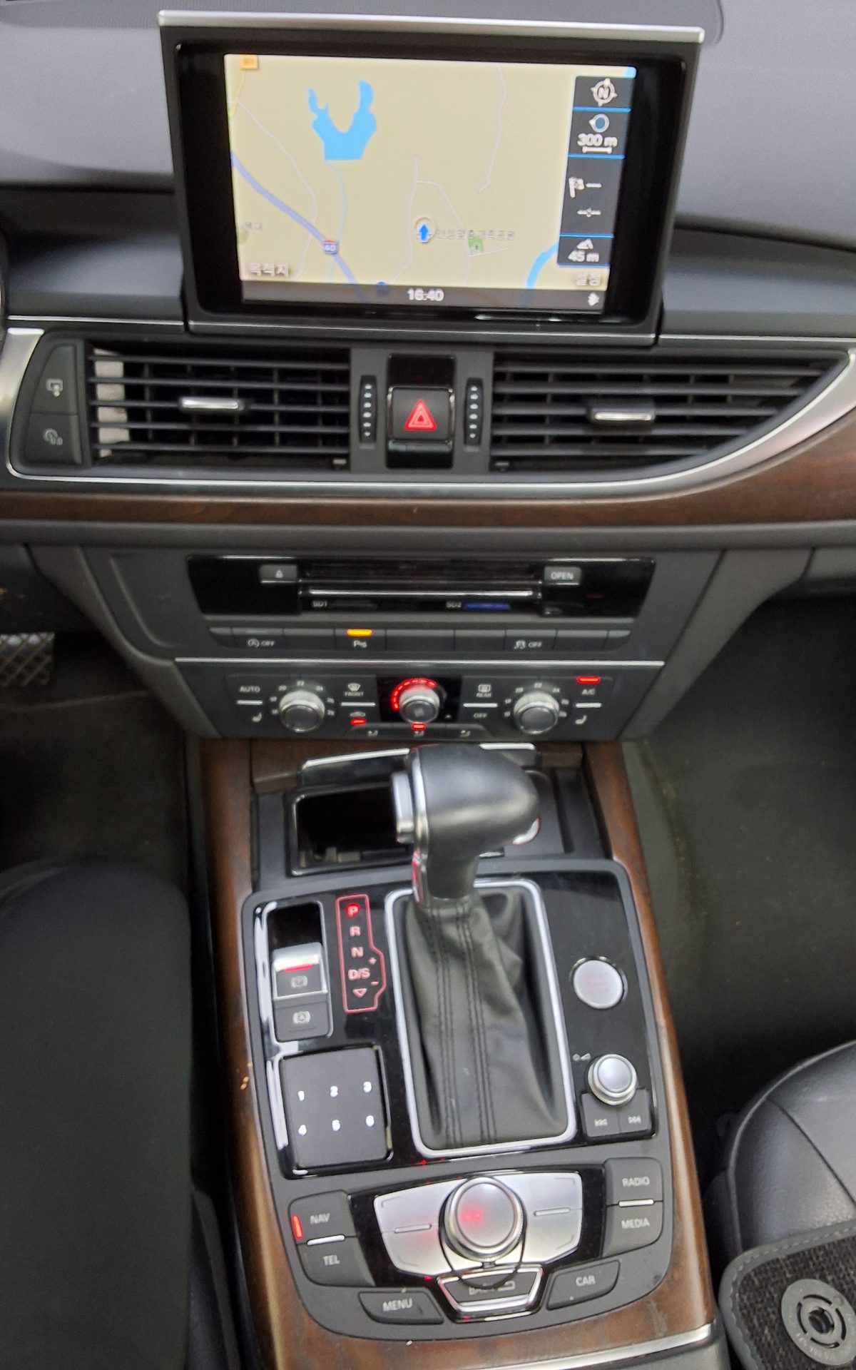 أودي إيه 6 (4Th Gen) 35 TDI Dynamic 2015