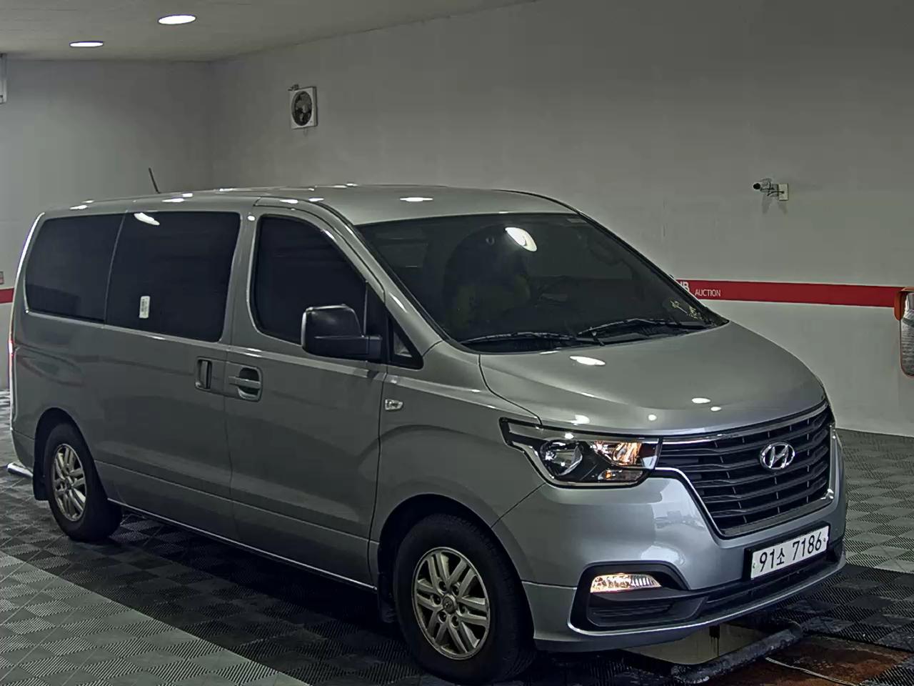هيونداي الجديد جراند ستاركس 3 Seater ديزل فان سمارت 2021 VAN SMART