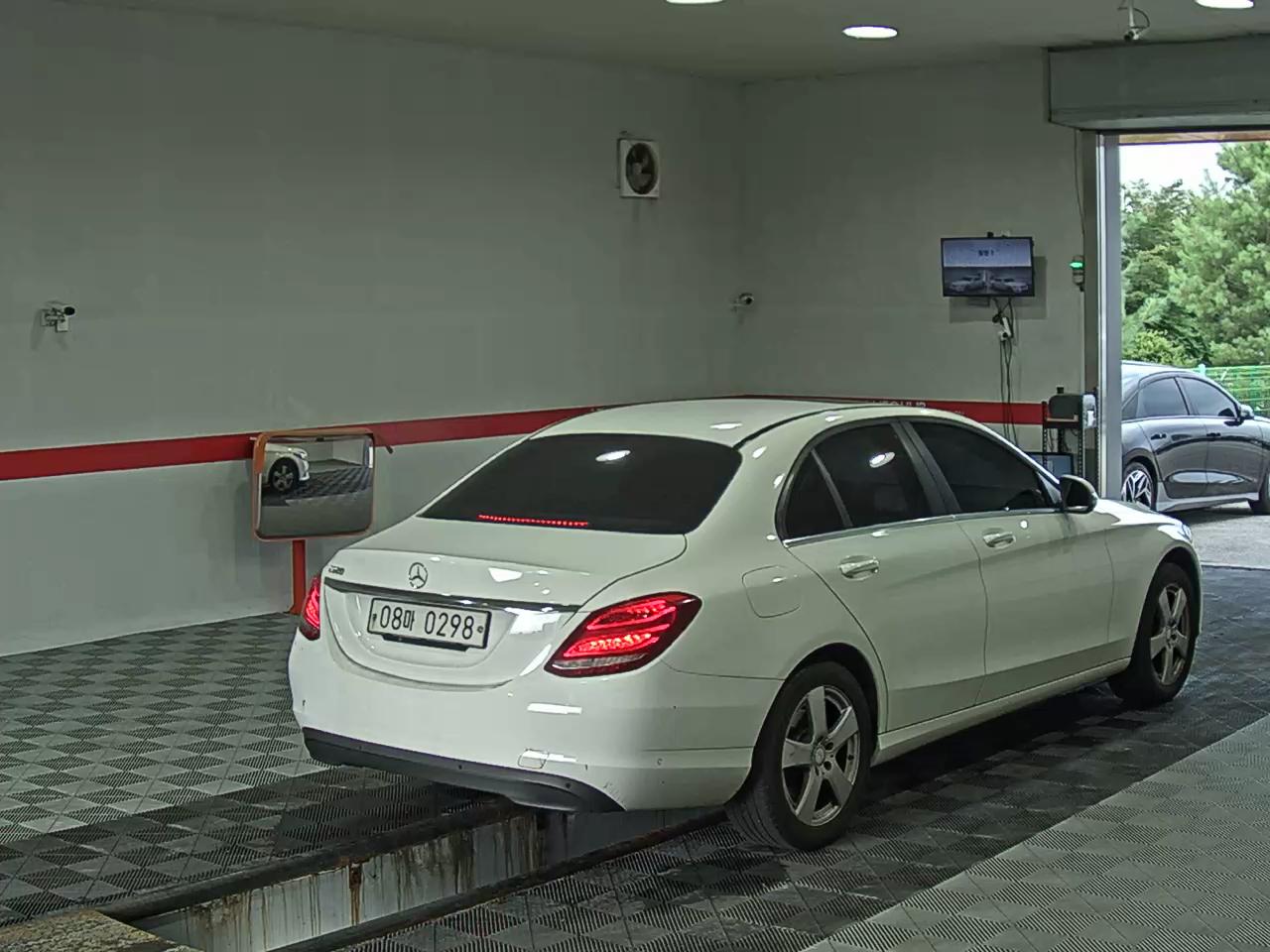 مرسيدس بنز C Class (4Th Gen) C200 2017 C200