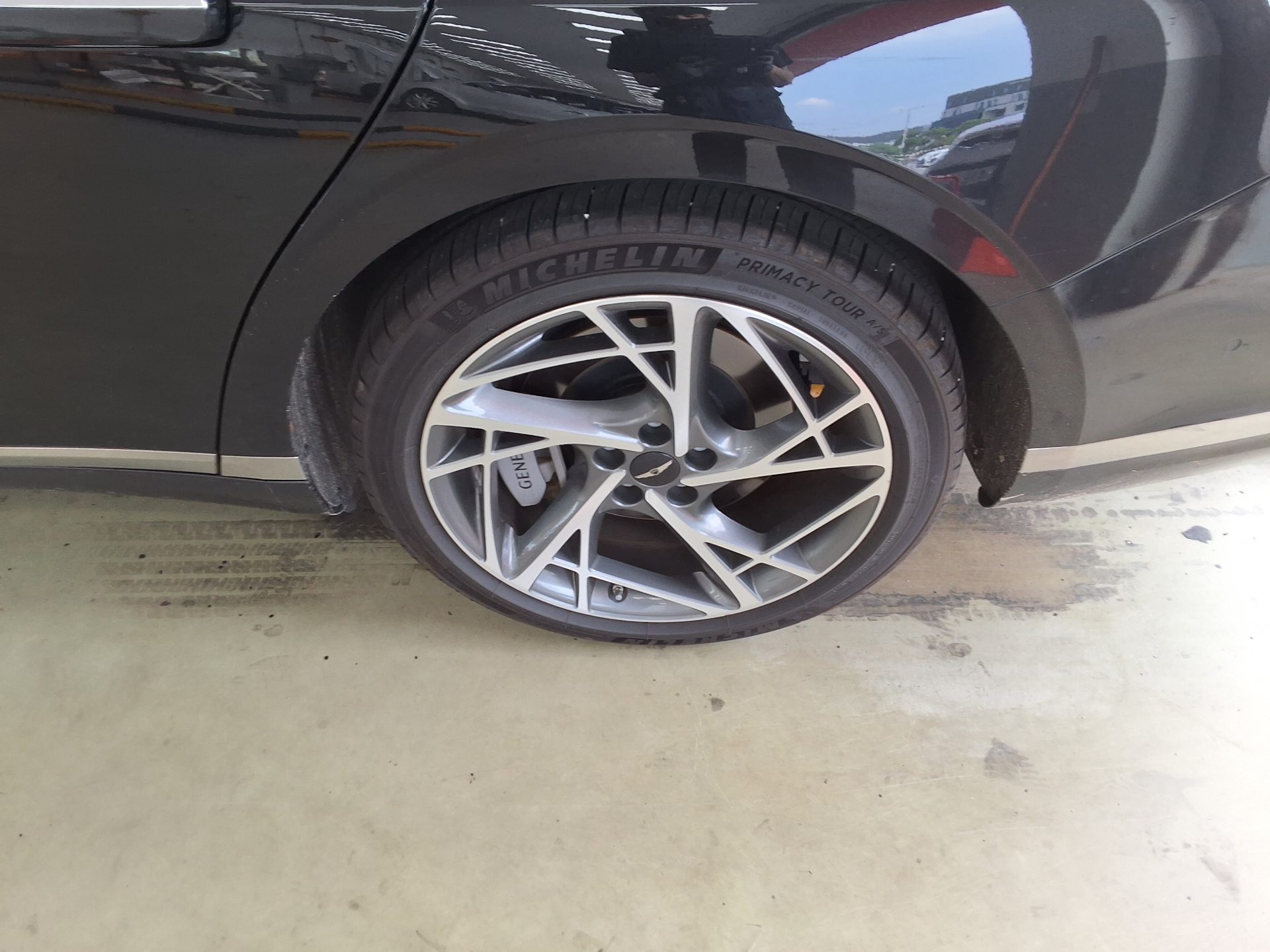 جينيسيس جينيسيس G90 2023 TURBO دفع رباعي BASE