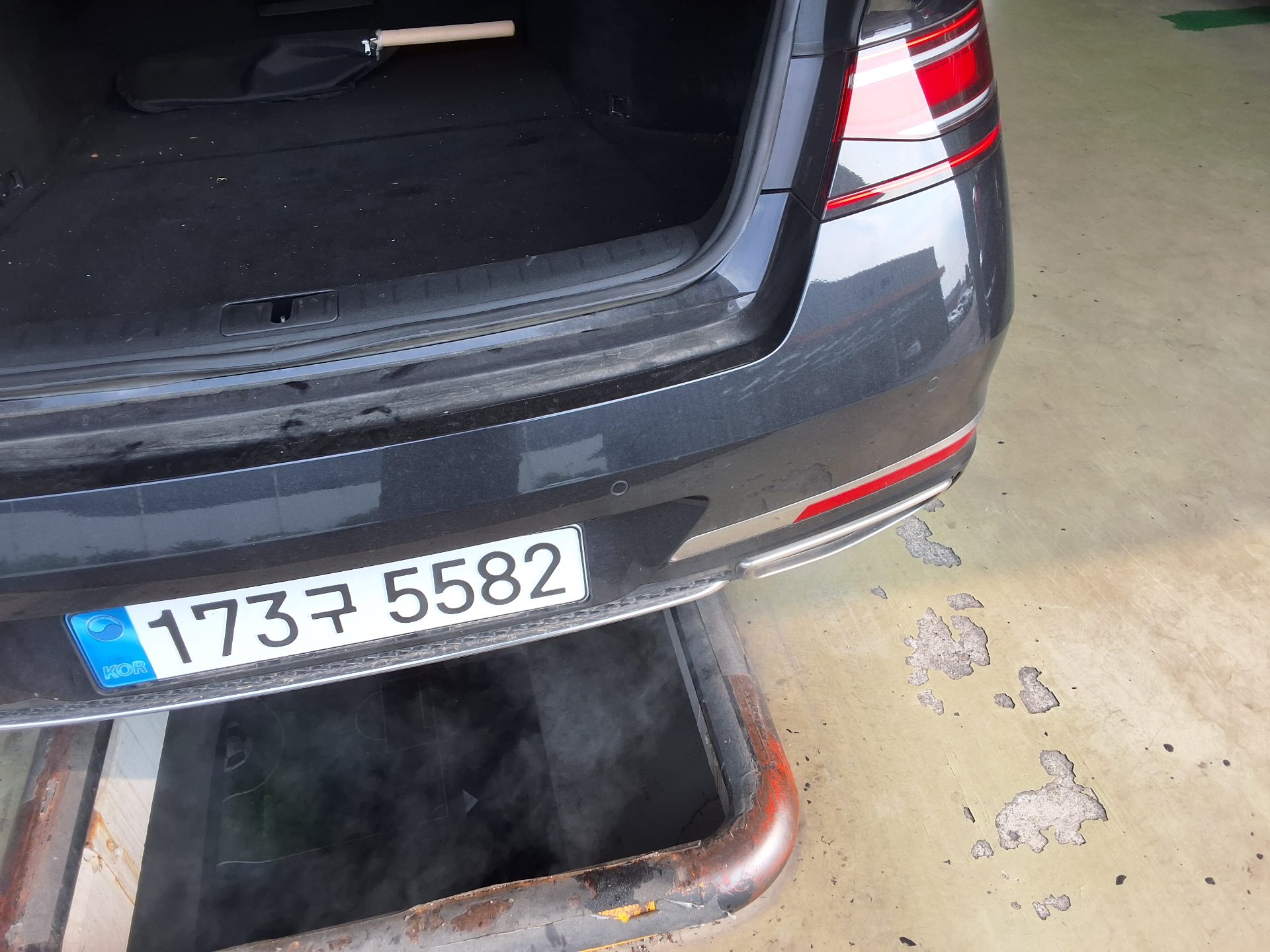 جينيسيس جينيسيس G90 2023 TURBO دفع رباعي BASE